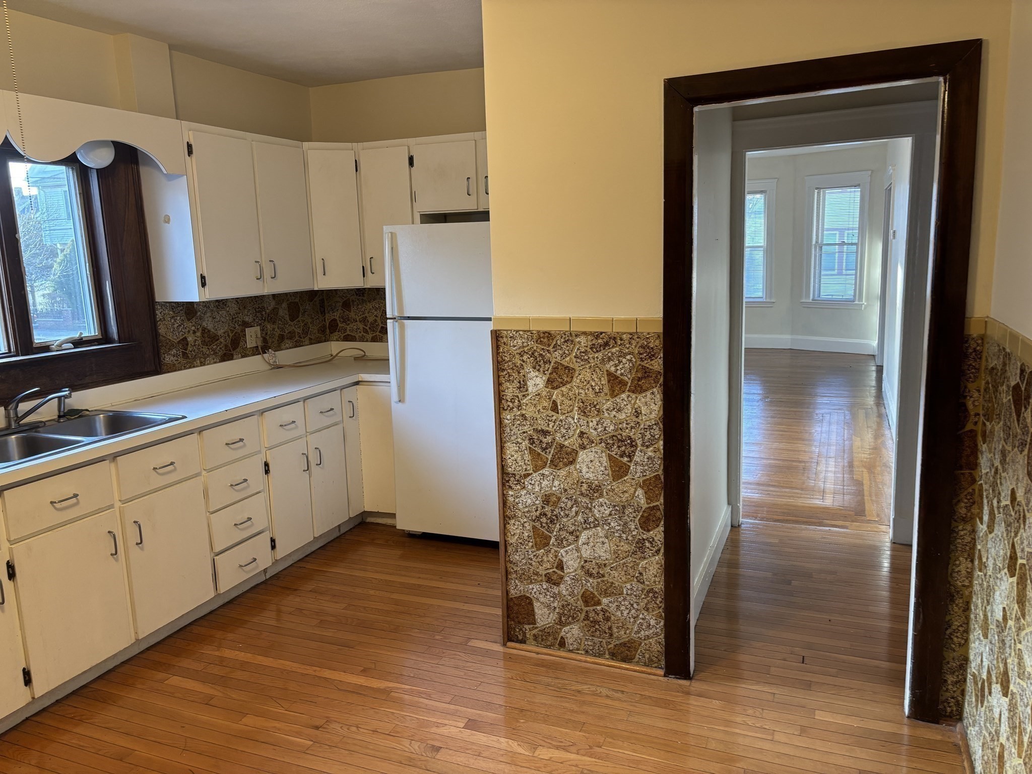 32 Pinkham Road, Medford, MA 02155 - Image 7