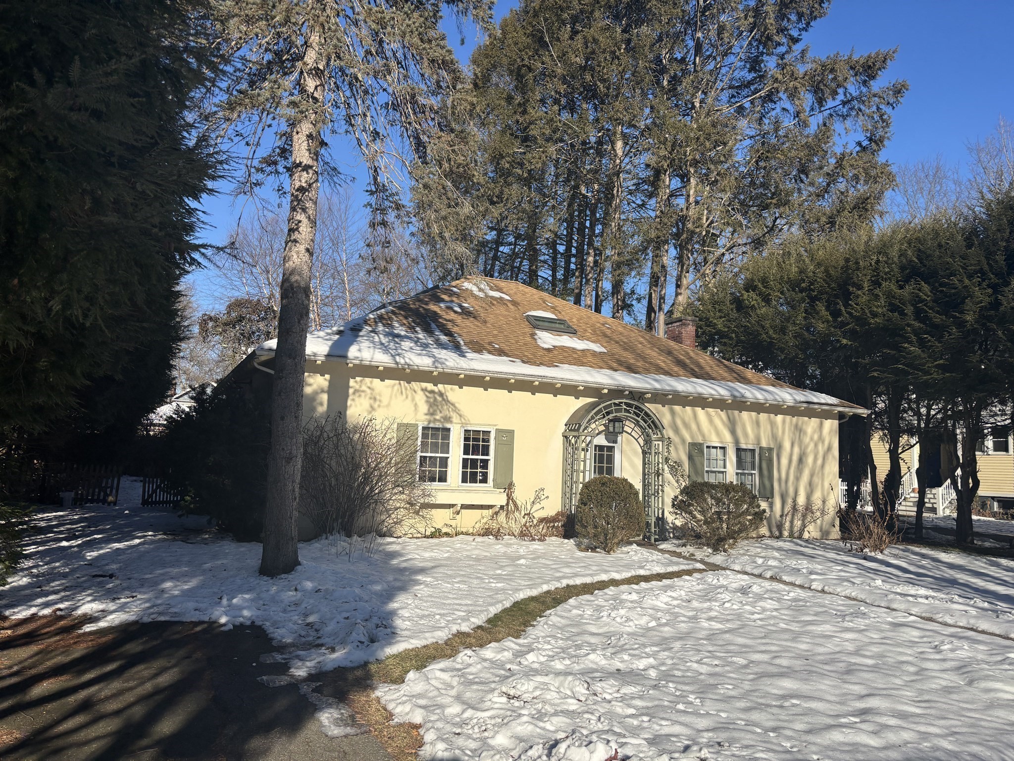 61 Harrison Ave, Northampton, MA 01060 - Image 2