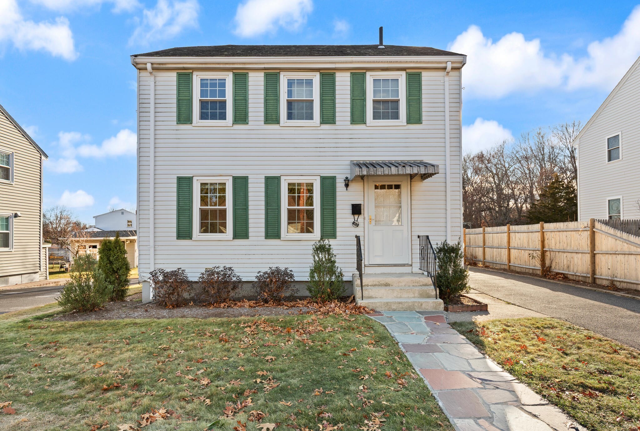 83 Dean St, Norwood, MA 02062