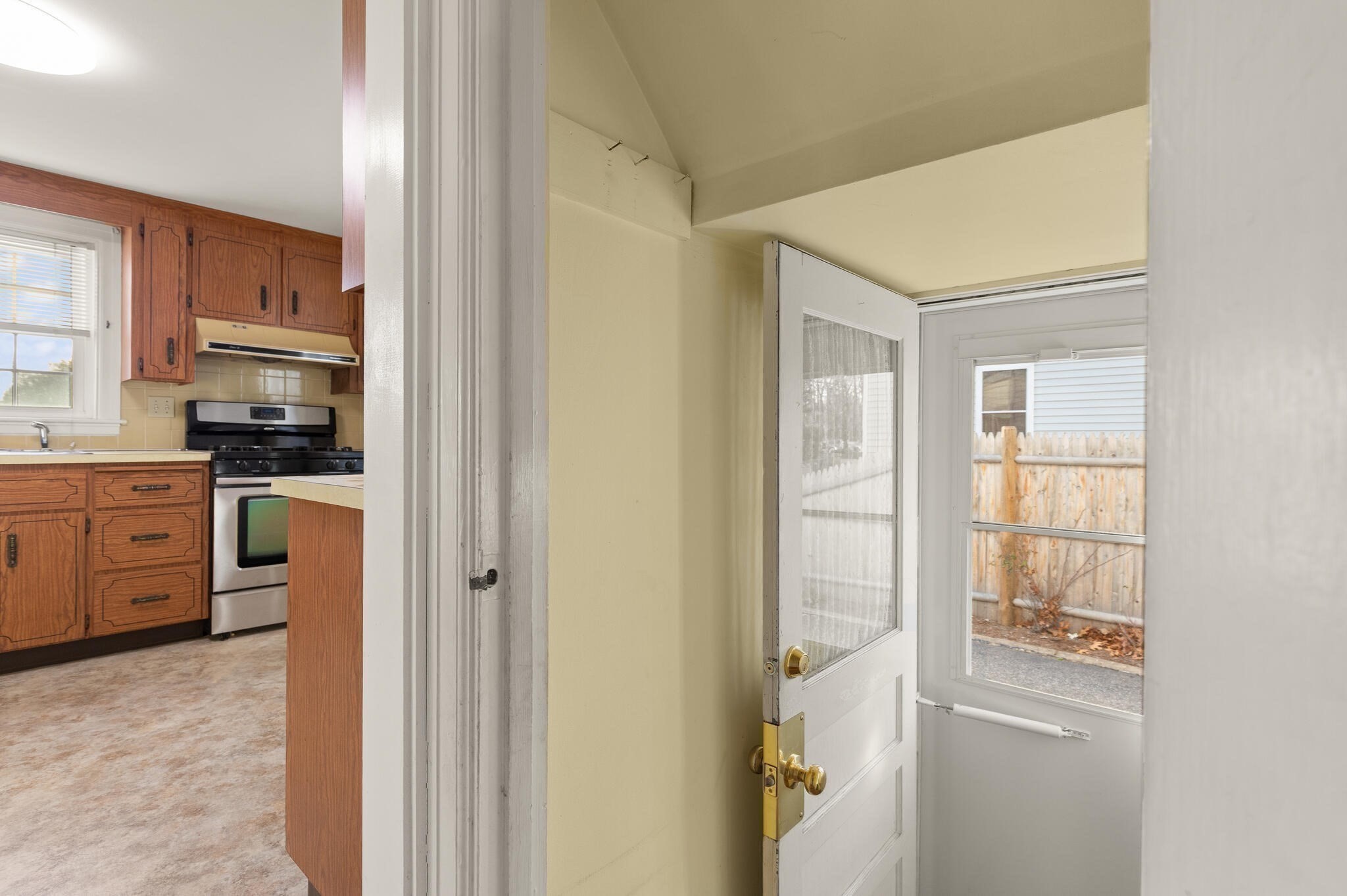 83 Dean St, Norwood, MA 02062 - Image 13