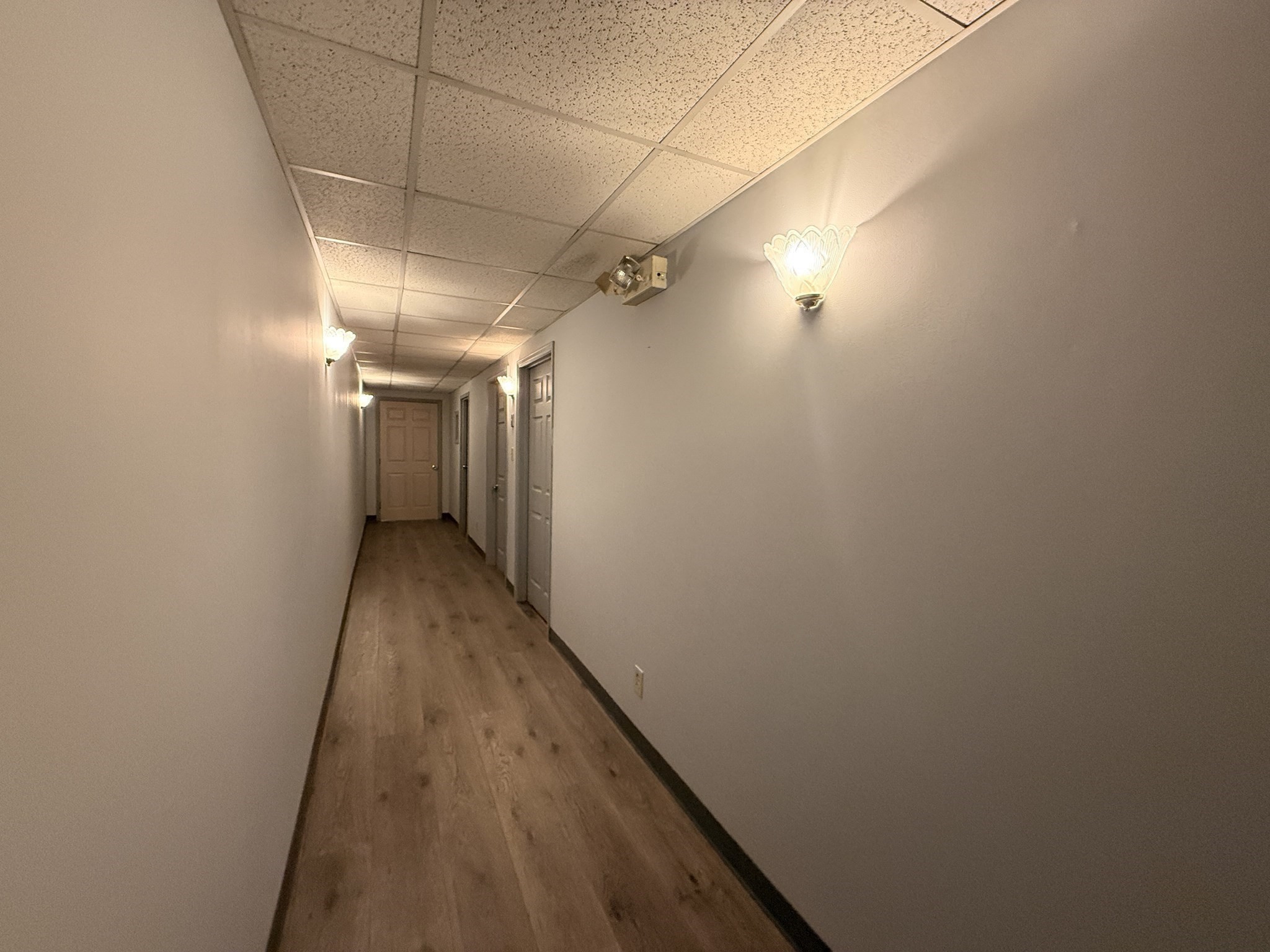 487 Burncoat St, Worcester, MA 01606 - Image 11