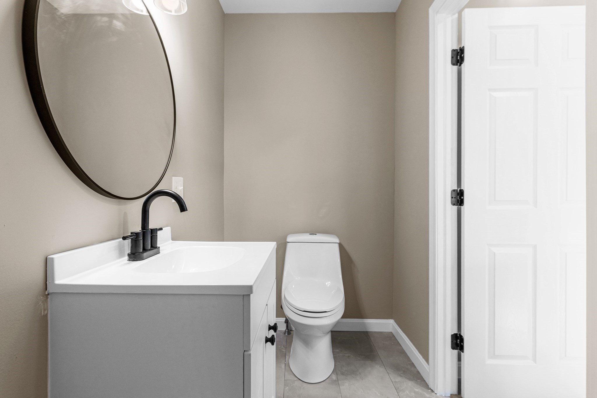 73 Gifford Ave, Dartmouth, MA 02747 - Image 13