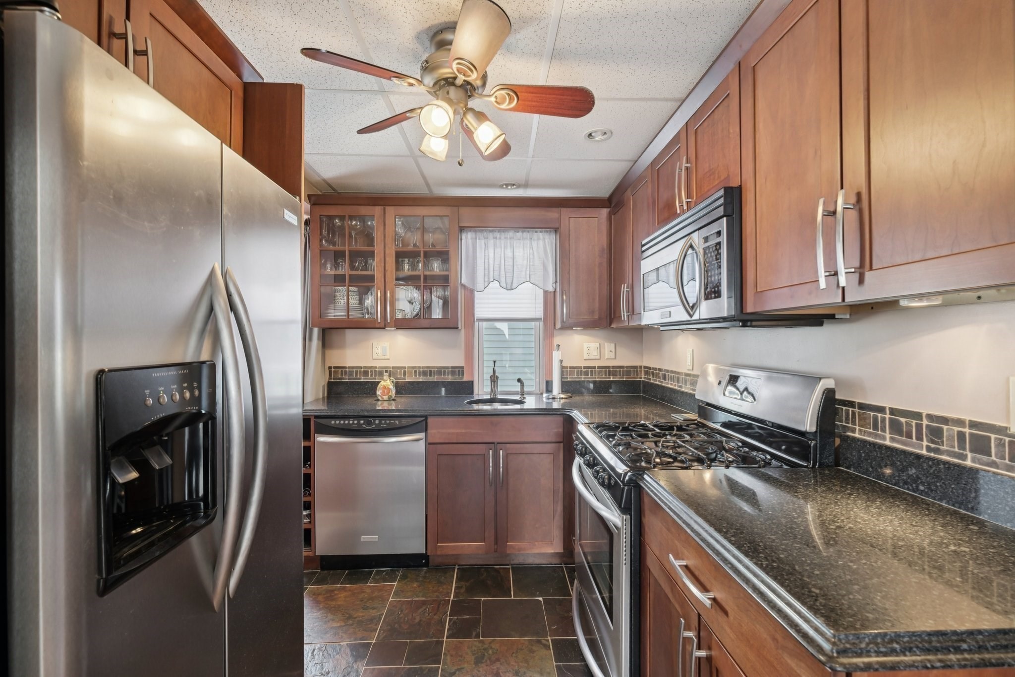 39 Kinsman St, Everett, MA 02149 - Image 5