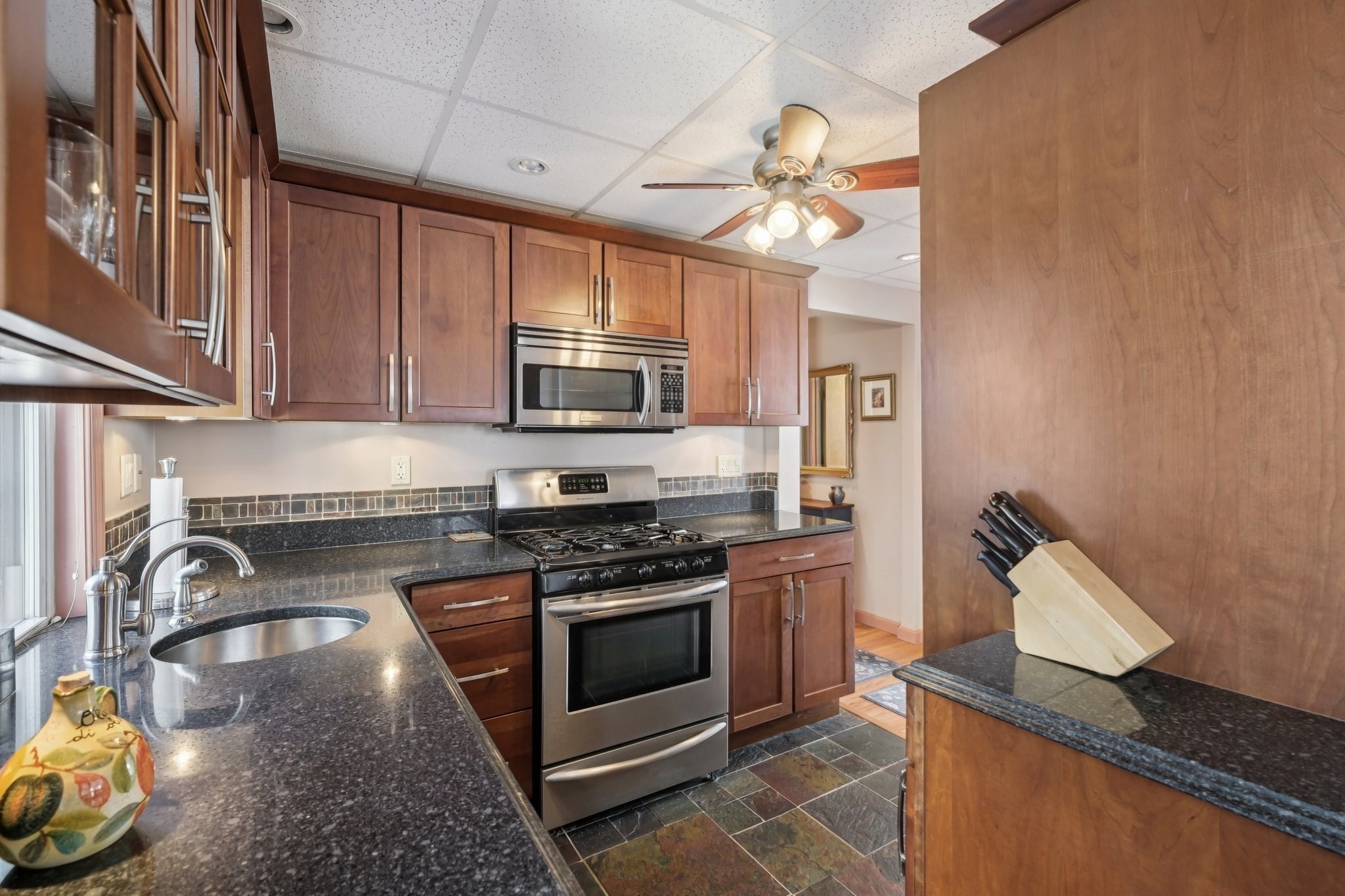 39 Kinsman St, Everett, MA 02149 - Image 7