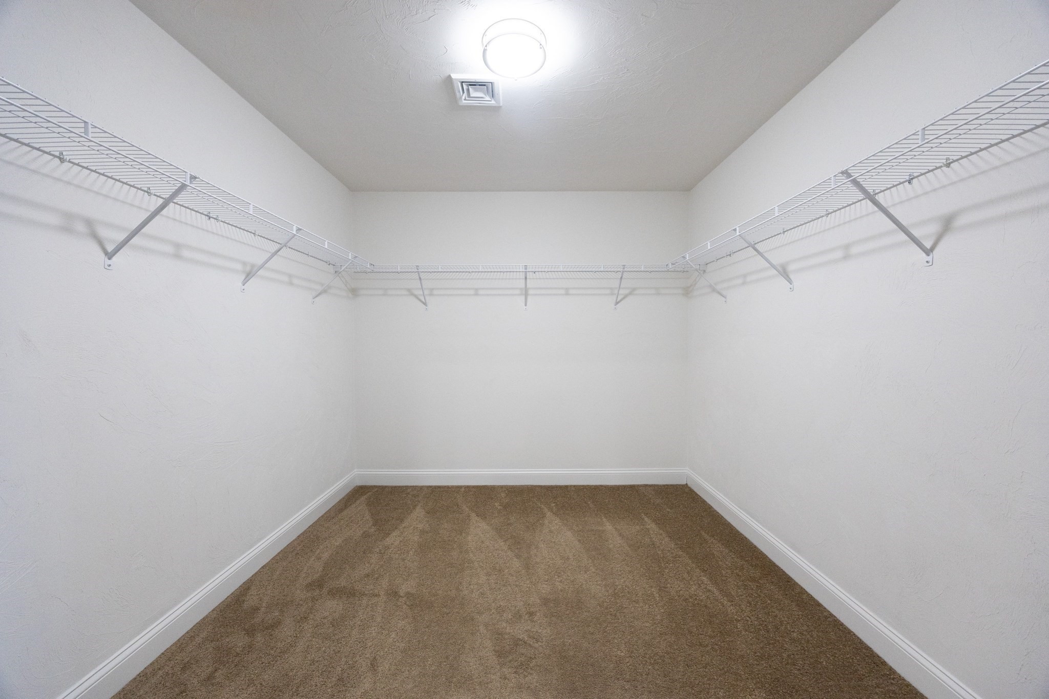 3 Brown Bear Ln Unit 3, Milford, MA 01757 - Image 31