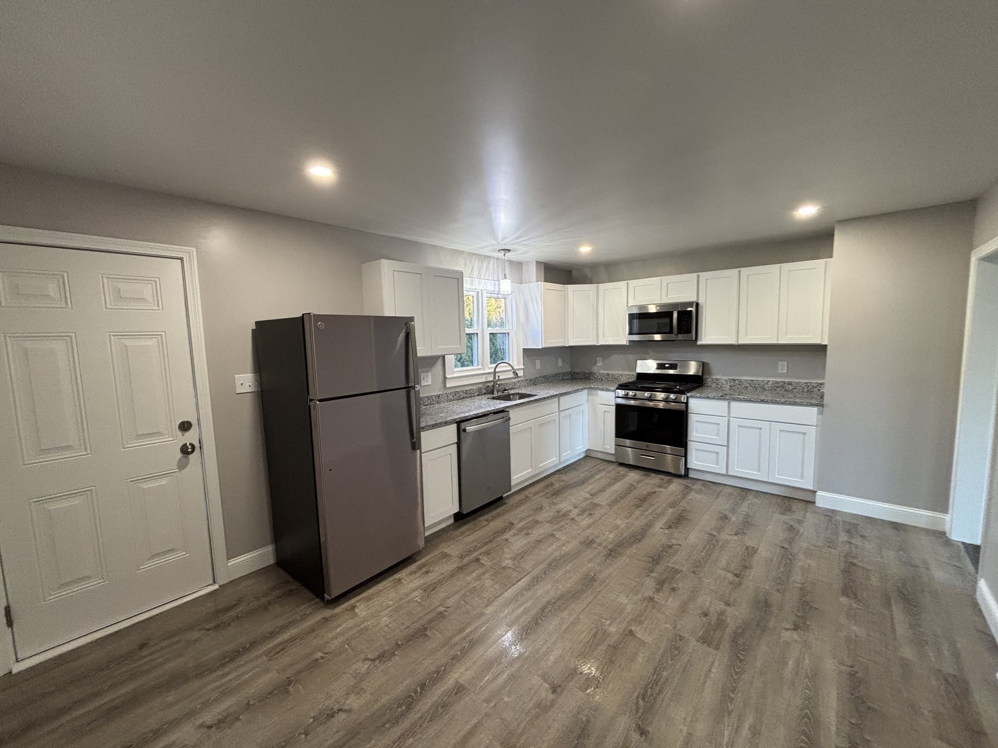 38 Gibson Ter, Dartmouth, MA 02747 - Image 7