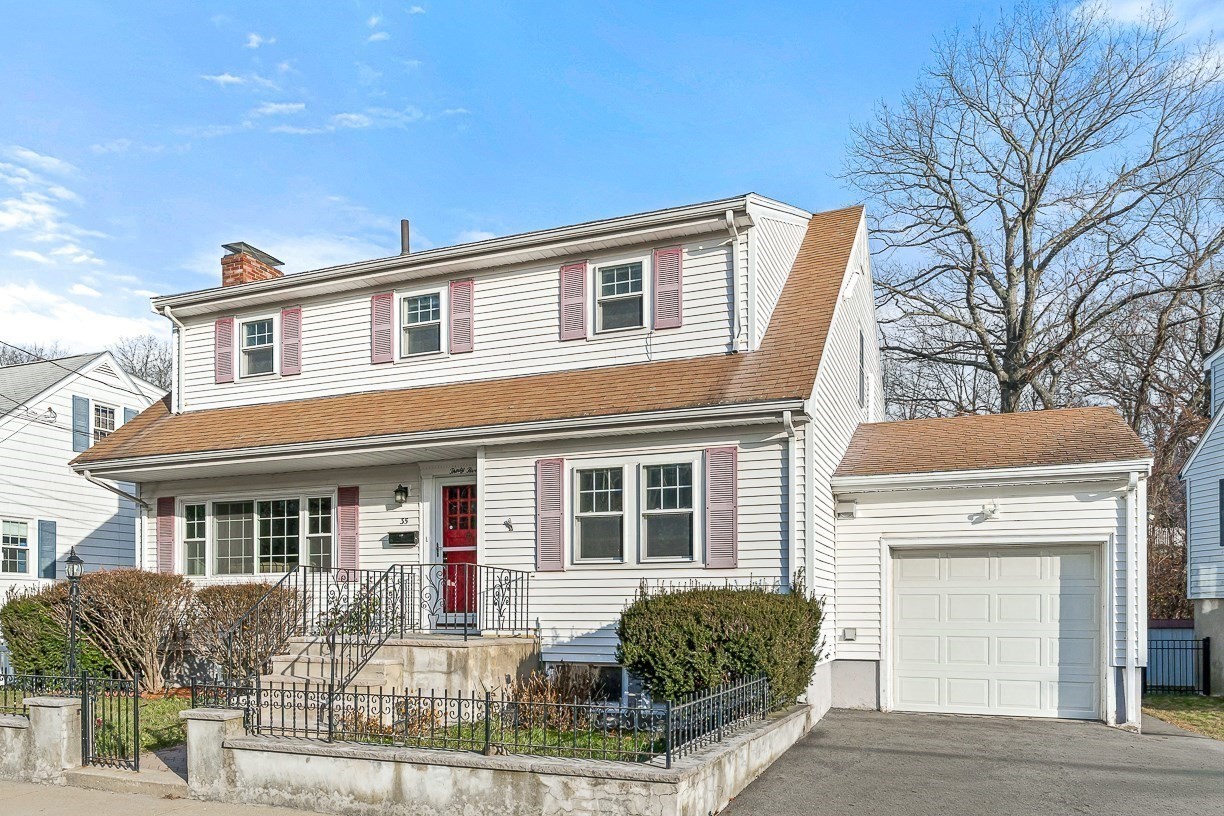 35 Fells Avenue Ter, Medford, MA 02155