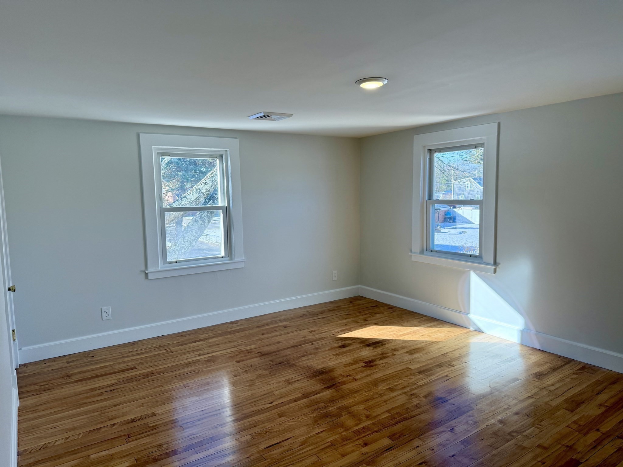 424 Chapin St, Ludlow, MA 01056 - Image 17