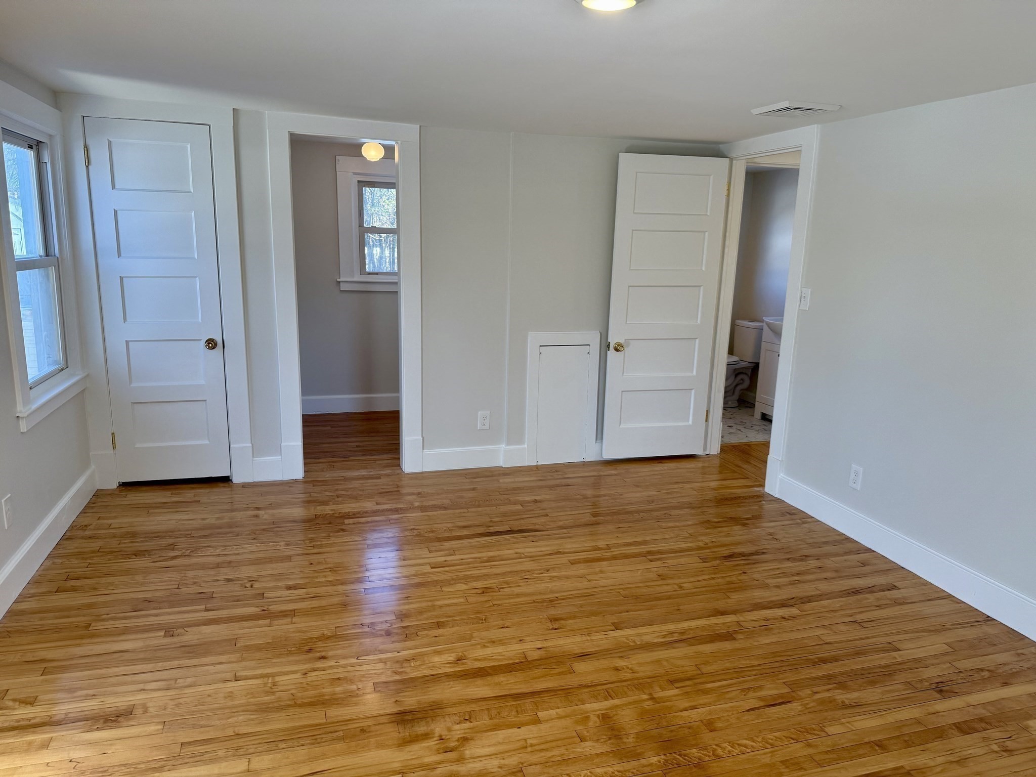 424 Chapin St, Ludlow, MA 01056 - Image 19
