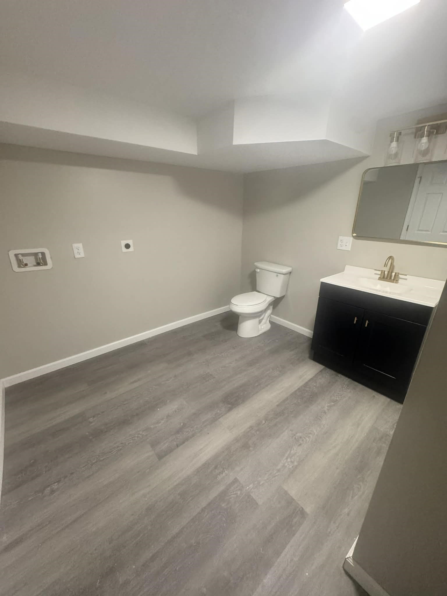 382 Holyoke St, Ludlow, MA 01056 - Image 13