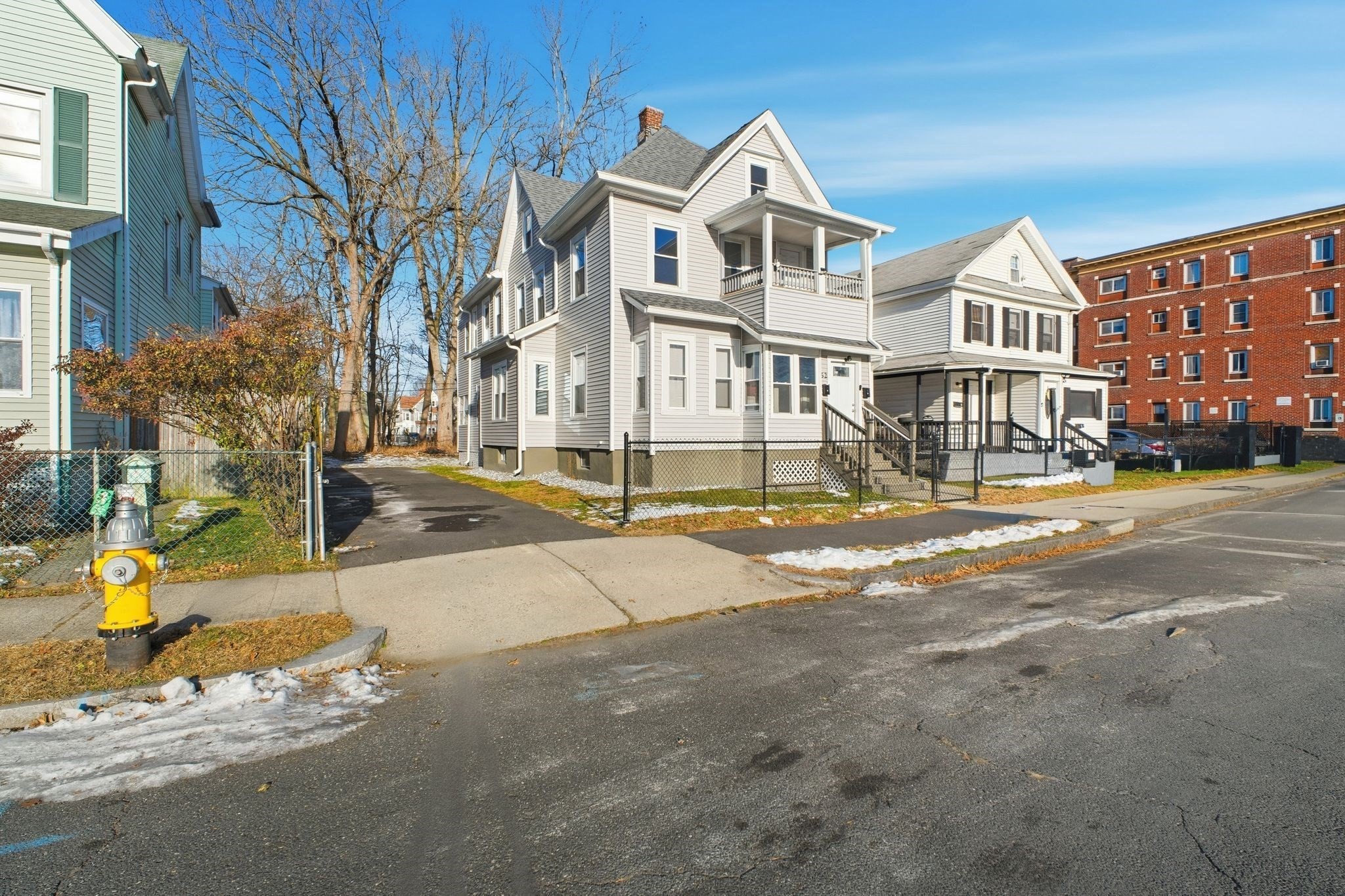 52 Osgood St, Springfield, MA 01107 - Image 2