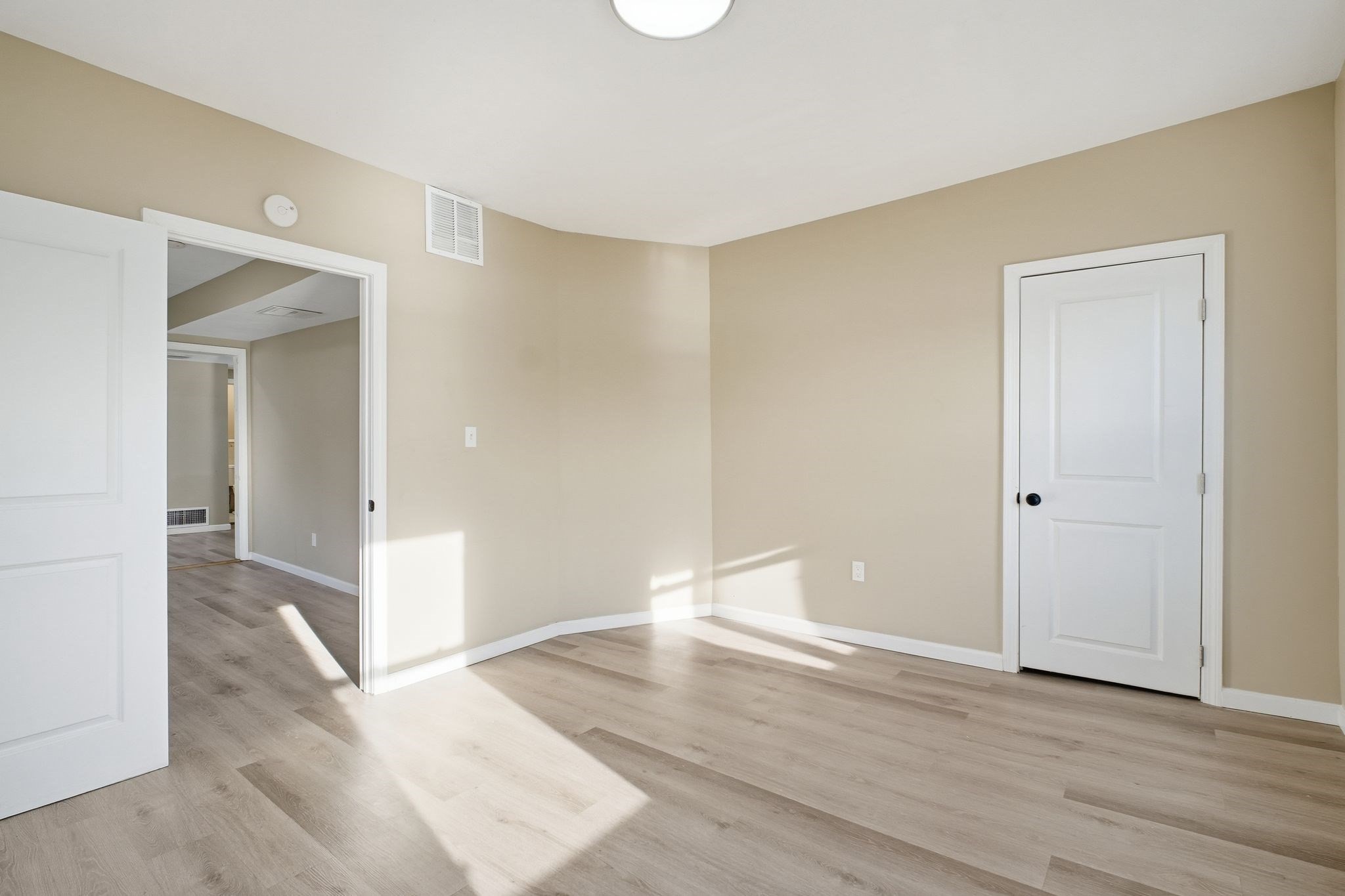 52 Osgood St, Springfield, MA 01107 - Image 24