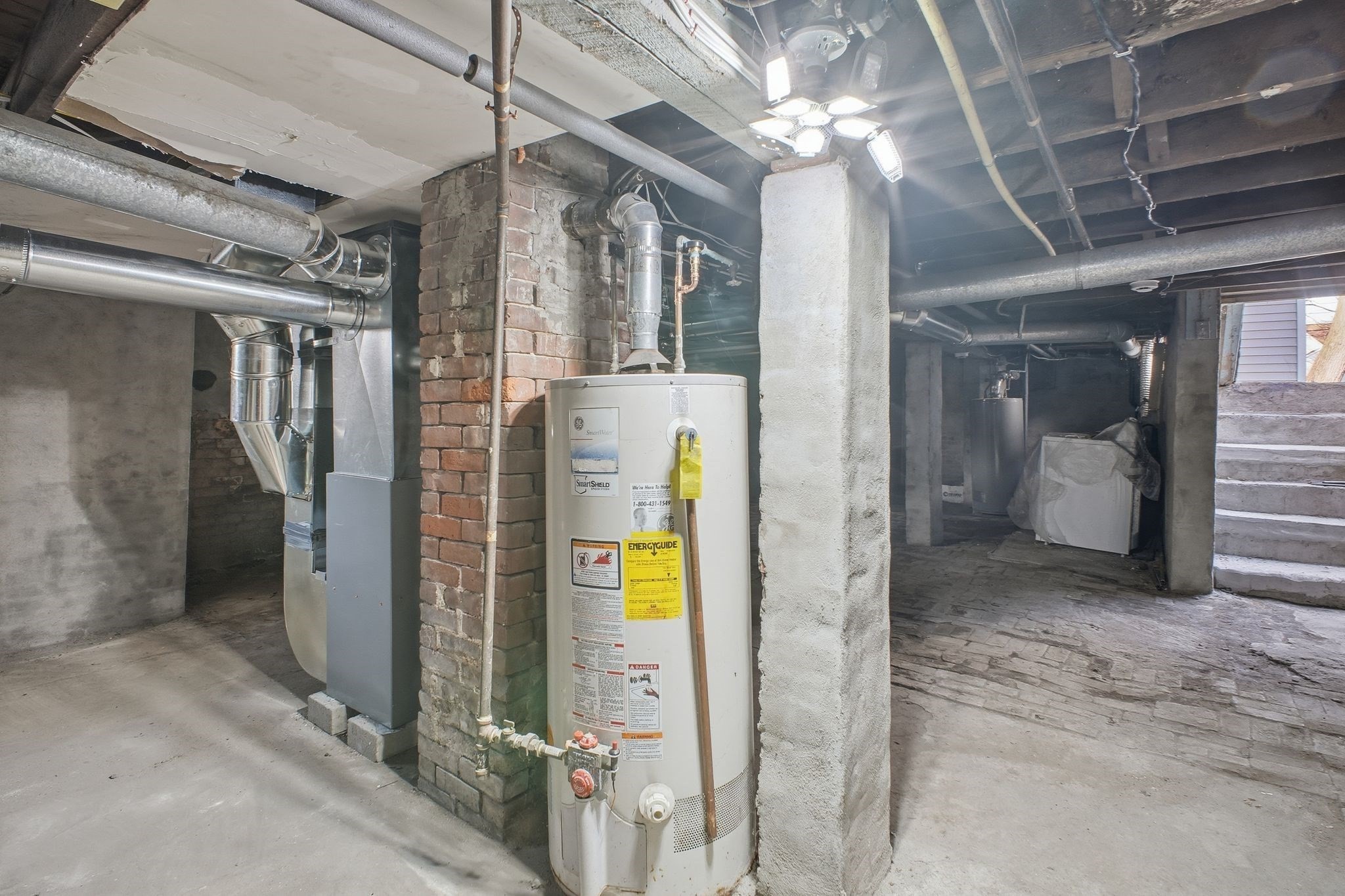 52 Osgood St, Springfield, MA 01107 - Image 34