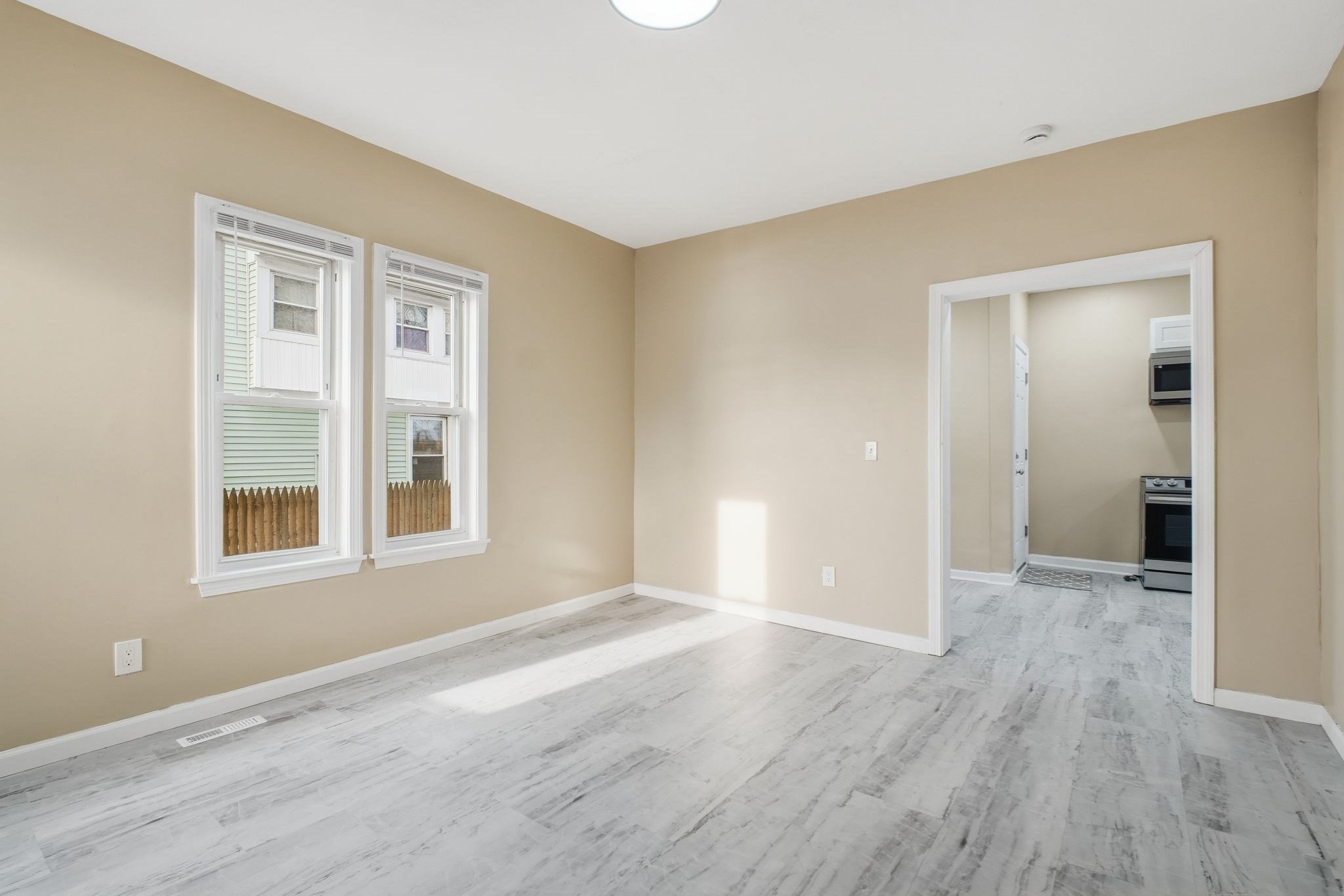 52 Osgood St, Springfield, MA 01107 - Image 6