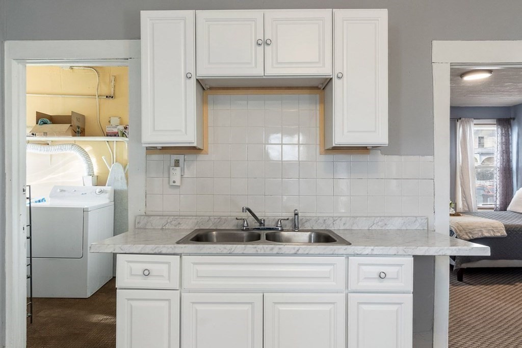 14 Hancock St, Worcester, MA 01610 - Image 29