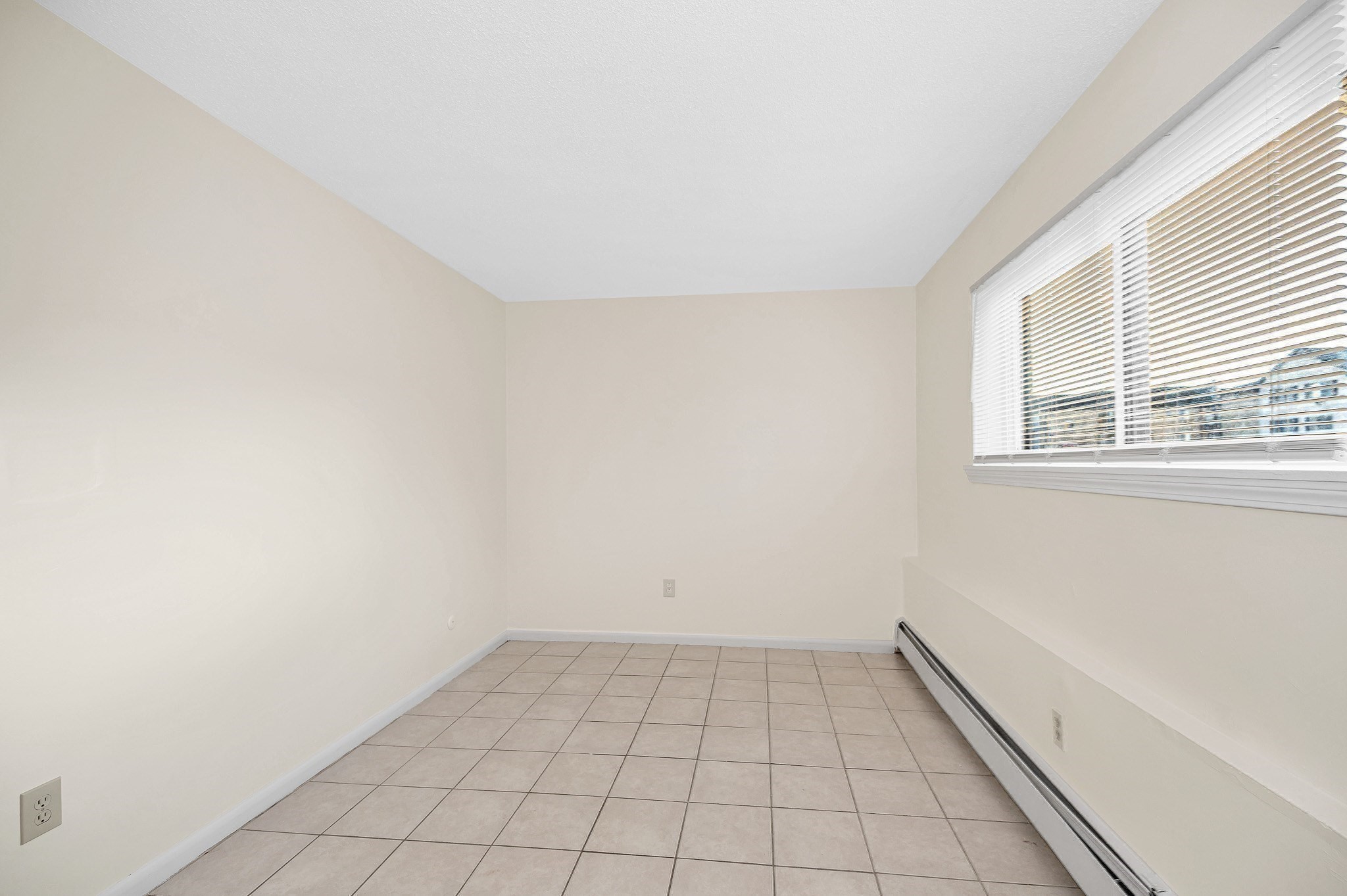 311 Pawtucket Blvd Unit 9, Lowell, MA 01854 - Image 14