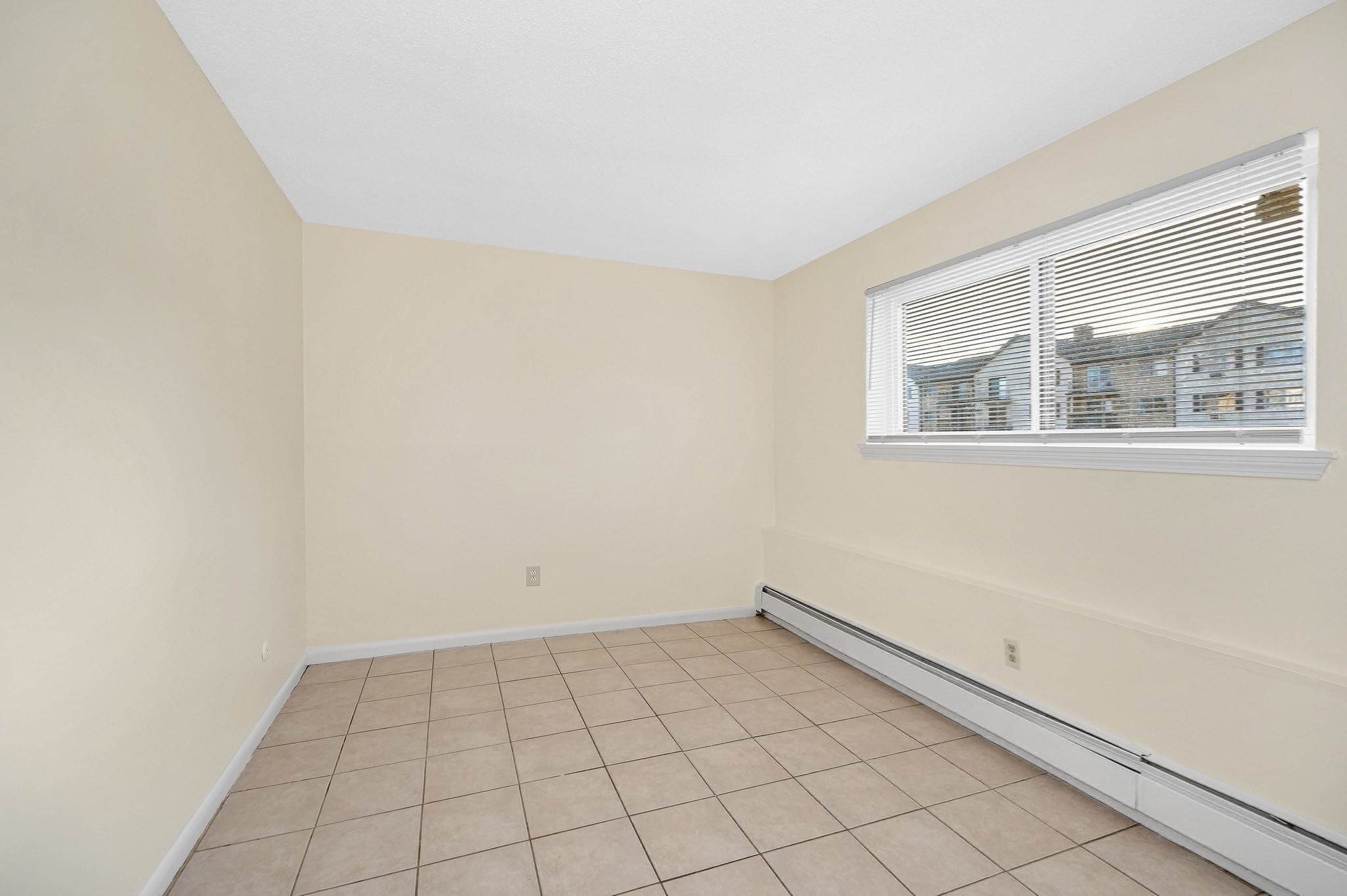 311 Pawtucket Blvd Unit 9, Lowell, MA 01854 - Image 16