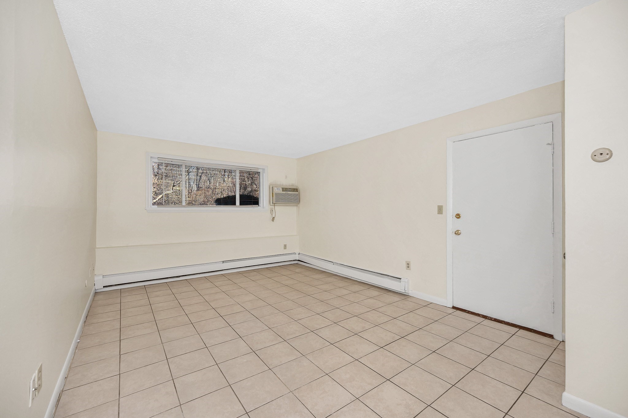 311 Pawtucket Blvd Unit 9, Lowell, MA 01854 - Image 7