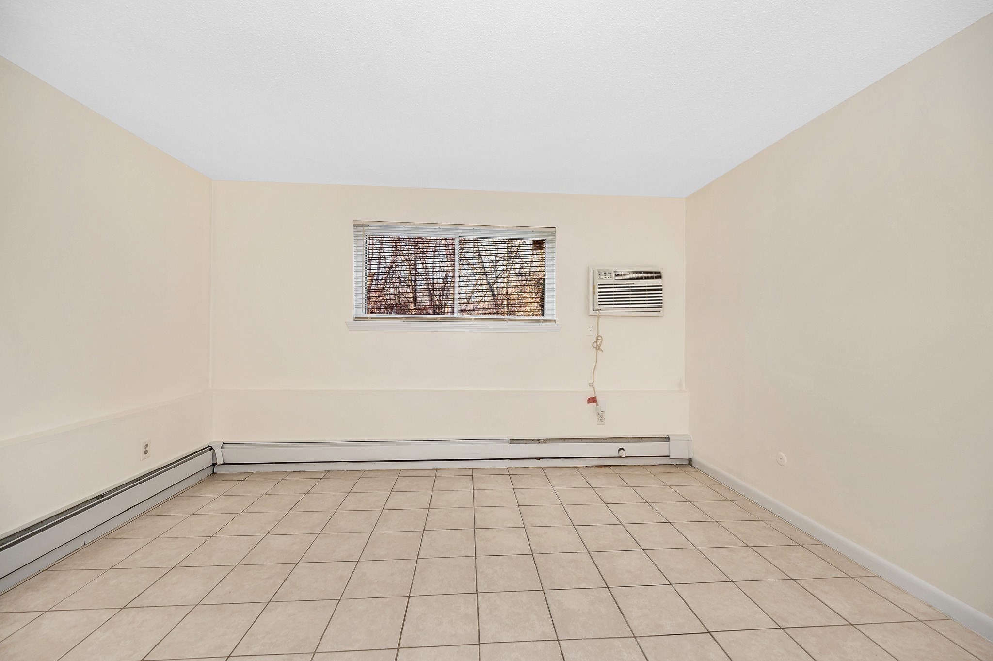 311 Pawtucket Blvd Unit 9, Lowell, MA 01854 - Image 8