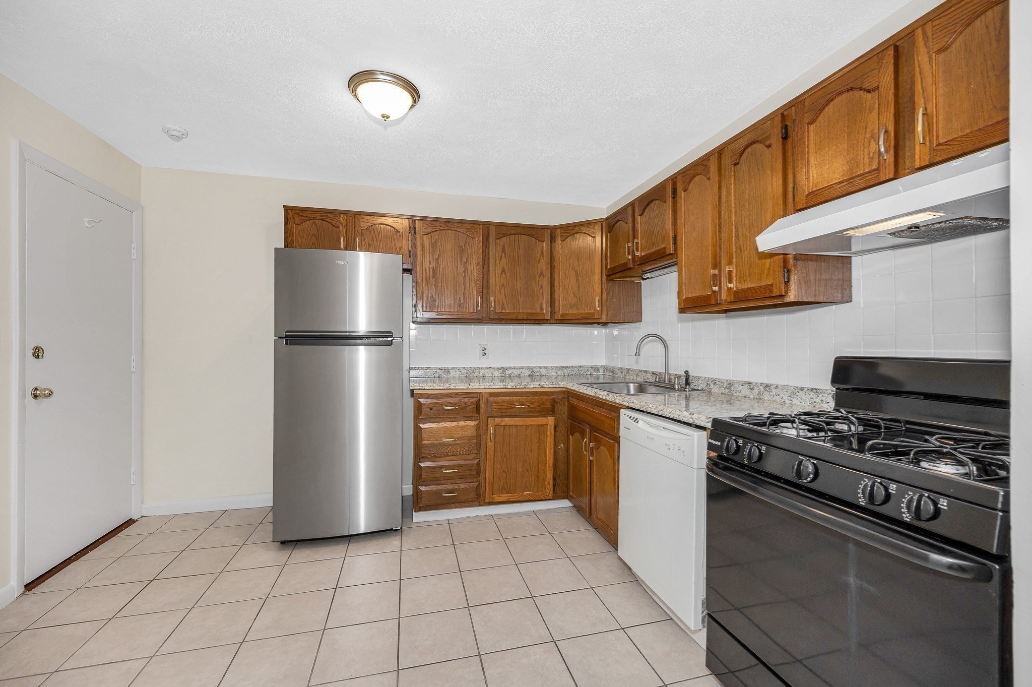 311 Pawtucket Blvd Unit 9, Lowell, MA 01854 - Image 10