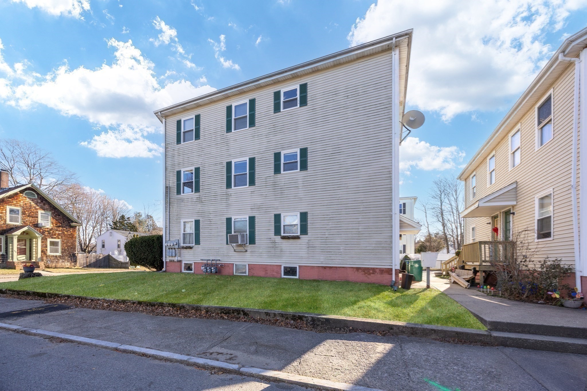 35 Hazel St Unit B, Attleboro, MA 02703 - Image 31