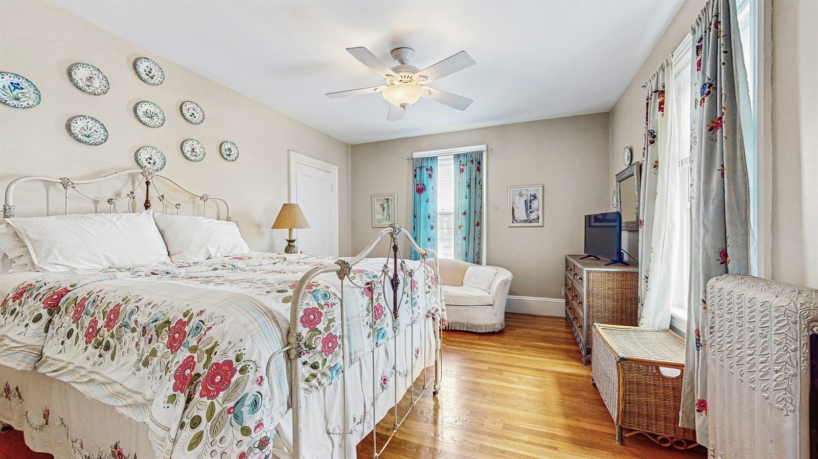 13 Robbins St Unit 1, Waltham, MA 02453 - Image 17