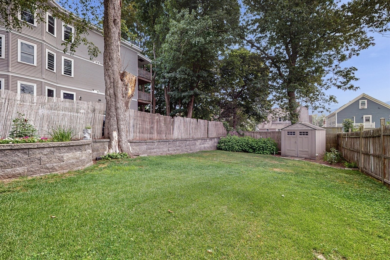 13 Robbins St Unit 1, Waltham, MA 02453 - Image 27