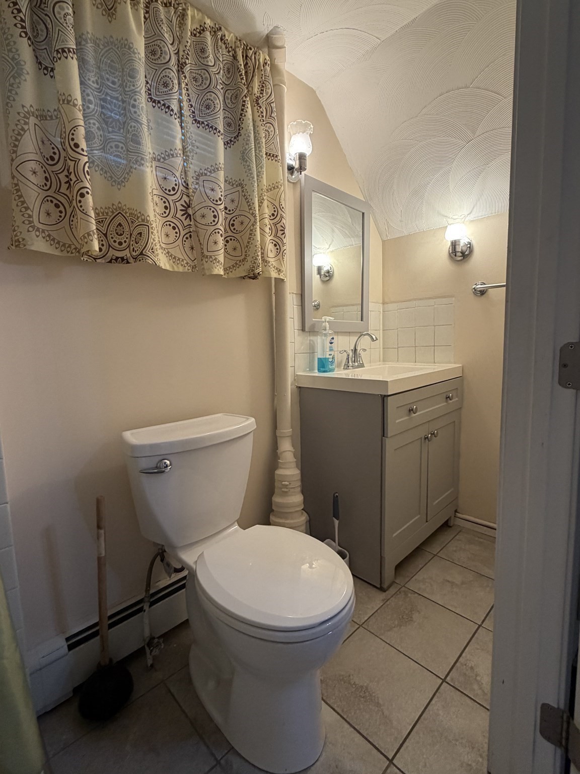 68 Cross St, Fall River, MA 02723 - Image 5