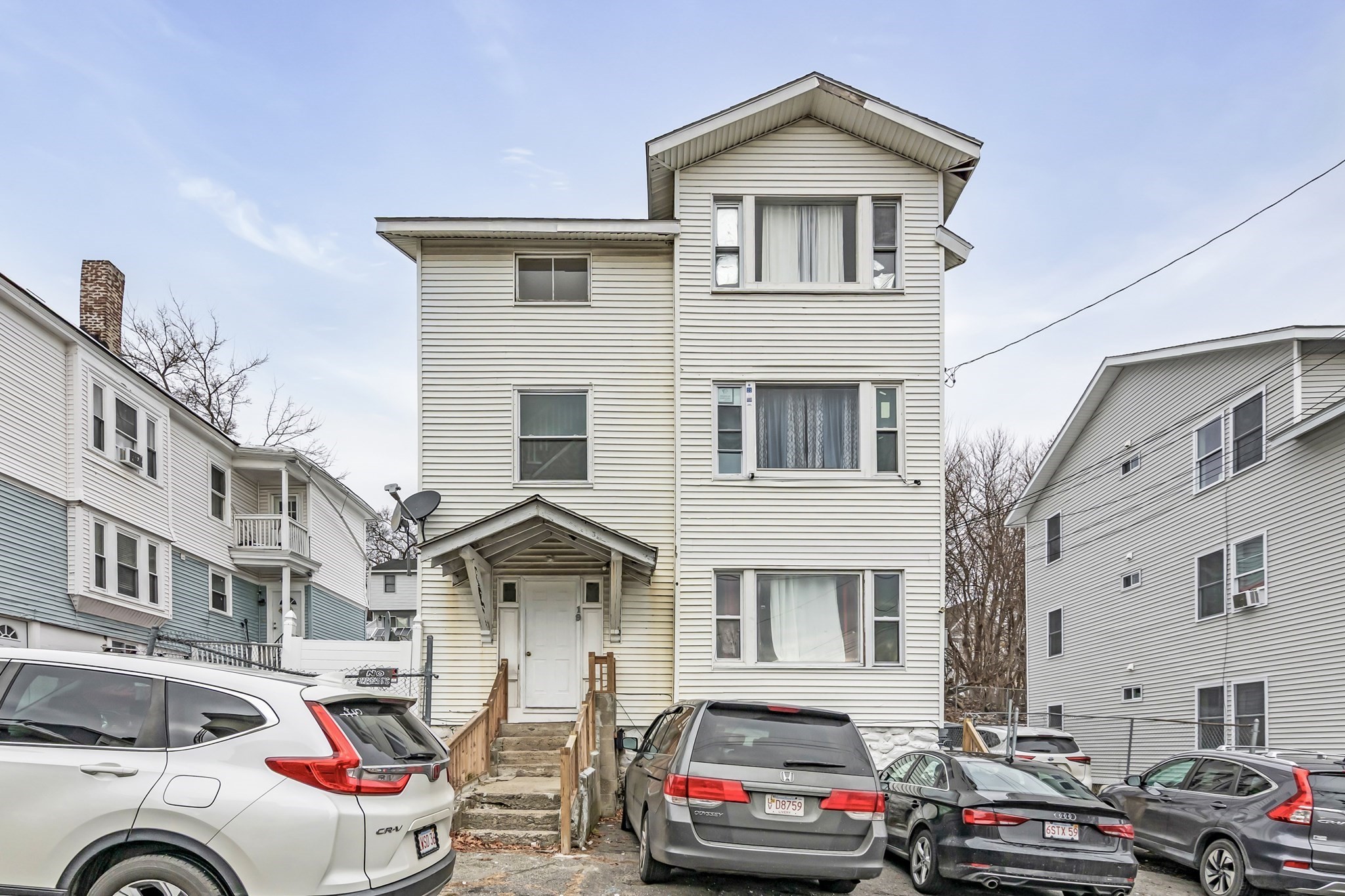 19 Oregon Ave, Lawrence, MA 01841 - Image 2