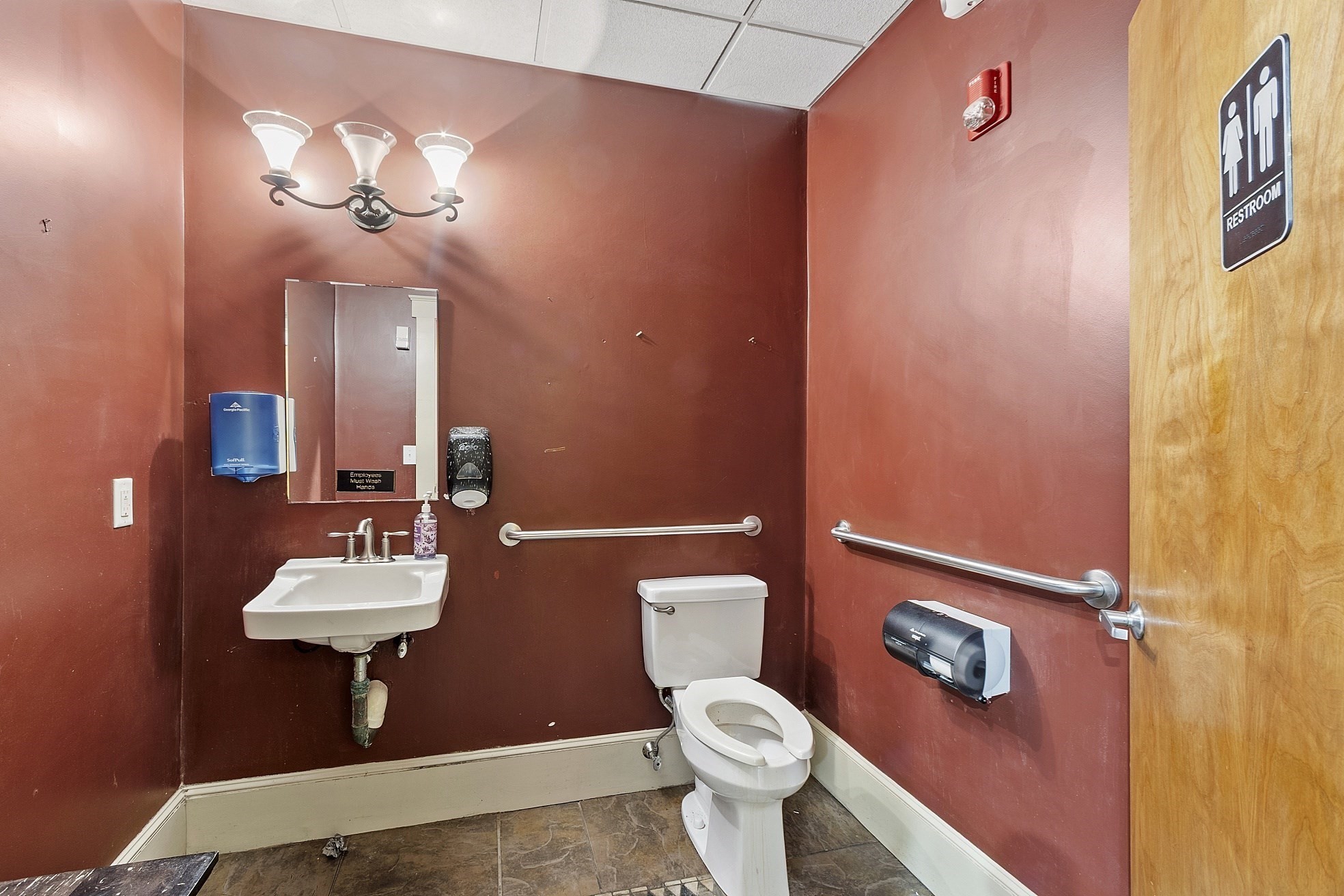 307 Grafton St, Shrewsbury, MA 01545 - Image 15