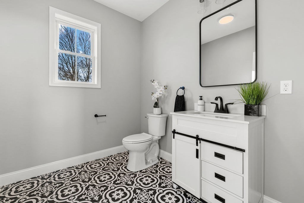 143 Meeson St, Fall River, MA 02724 - Image 25