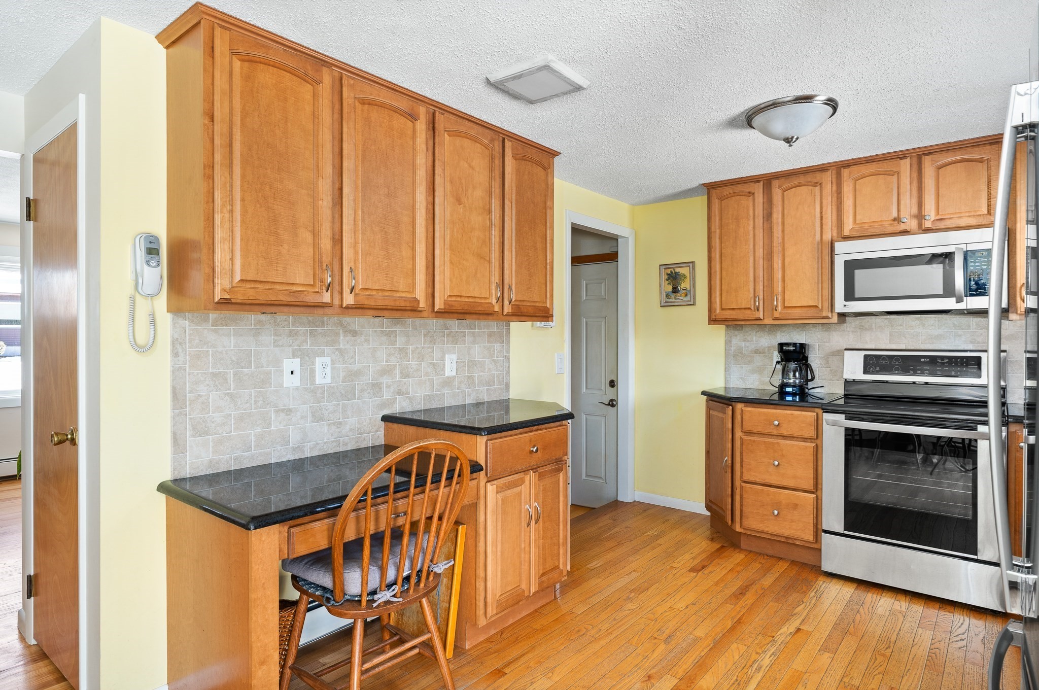 91 Knollwood Cir, Holyoke, MA 01040 - Image 19