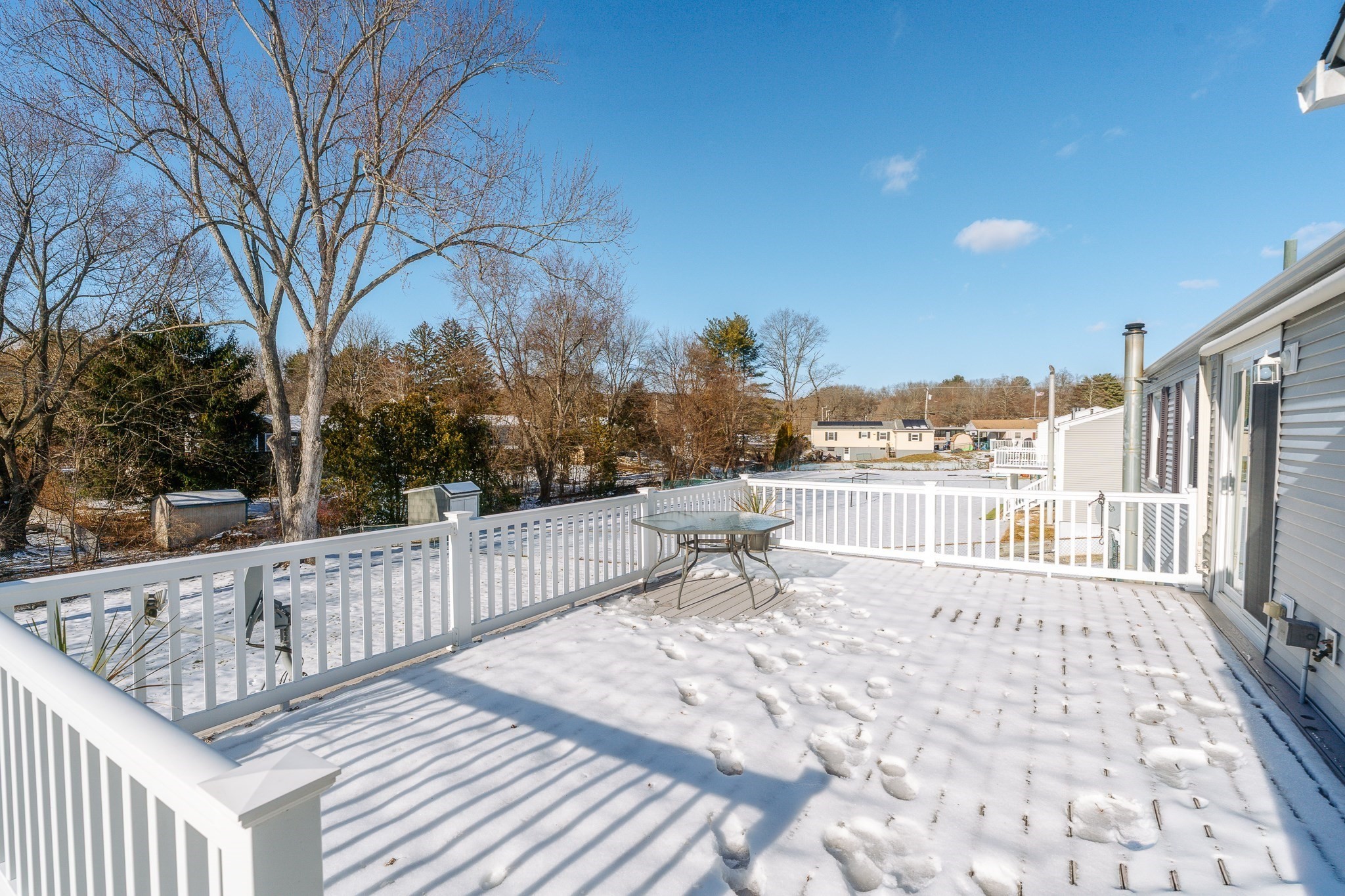 91 Knollwood Cir, Holyoke, MA 01040 - Image 9