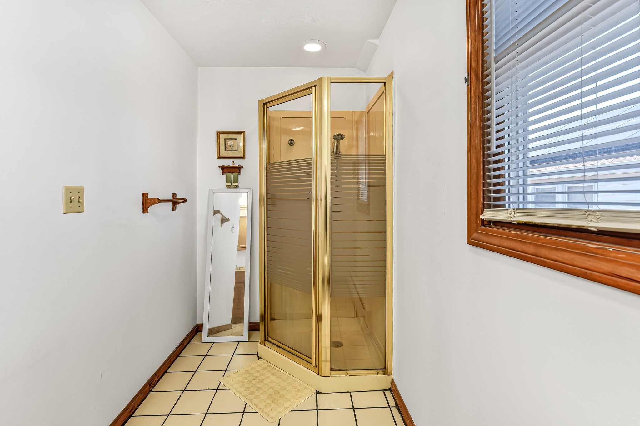 6 Christina Cir., Everett, MA 02149 - Image 24