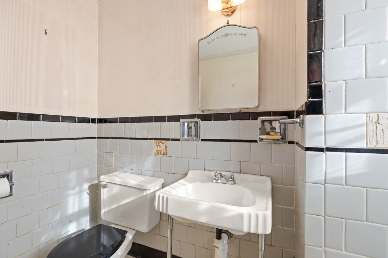 75 Van Winkle Street, Dorchester, Boston, MA 02124 - Image 31