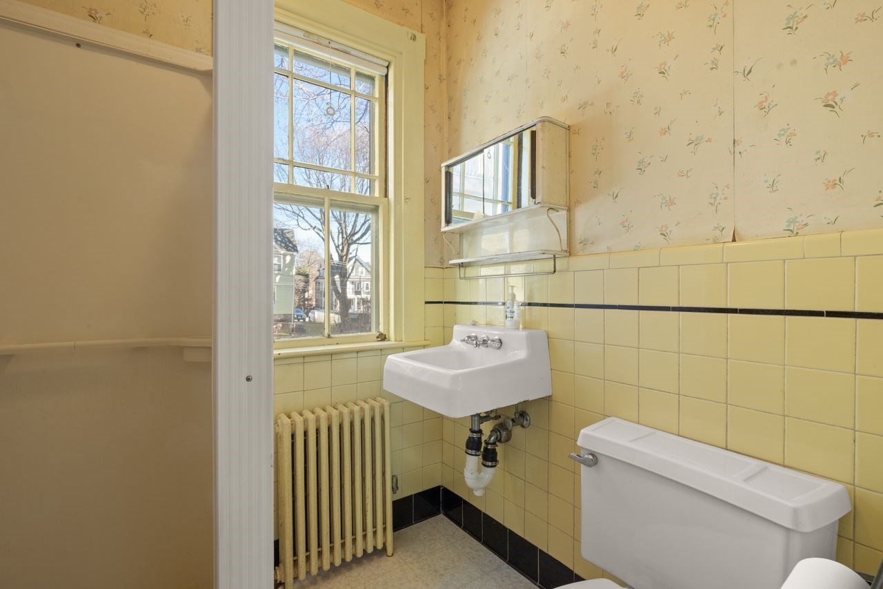 75 Van Winkle Street, Dorchester, Boston, MA 02124 - Image 32