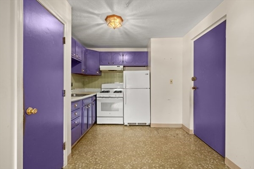 135 Willard St, Apt 8