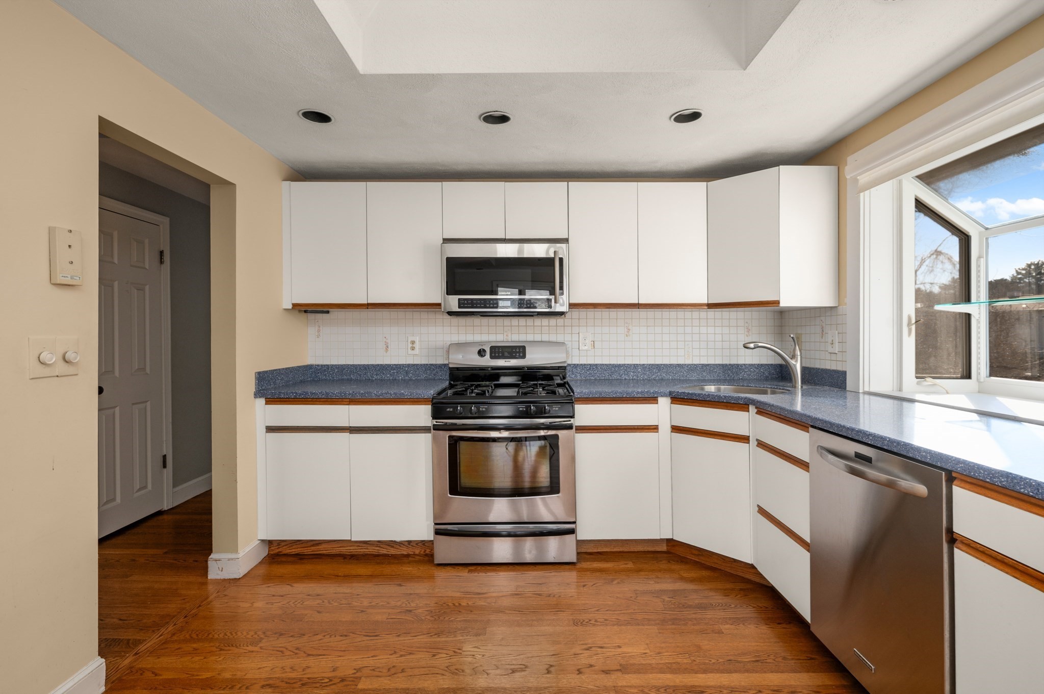 26 Arcadia Rd, Norwood, MA 02062 - Image 13