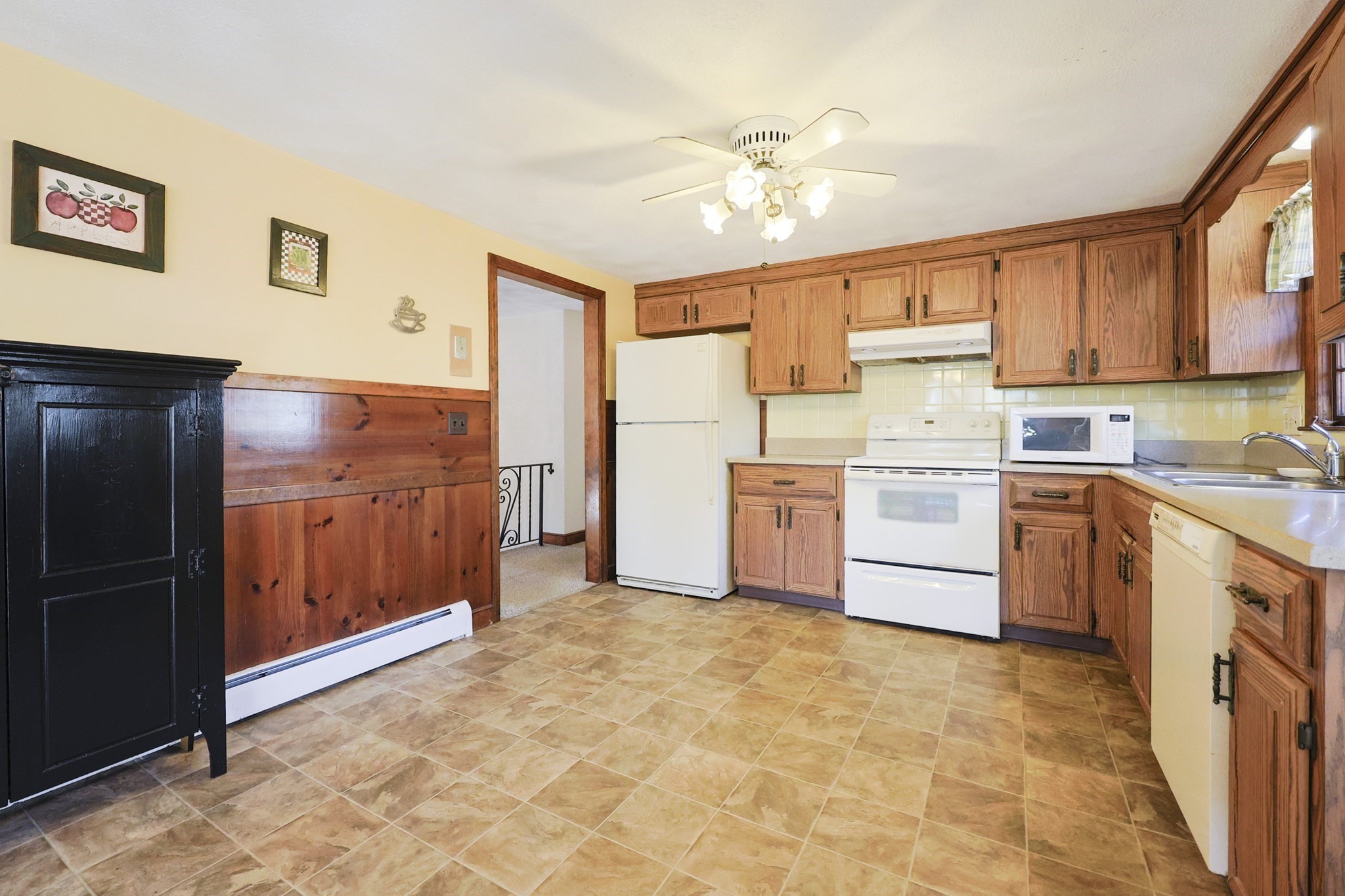 21 Princess Pine Lane, Milford, MA 01757 - Image 8