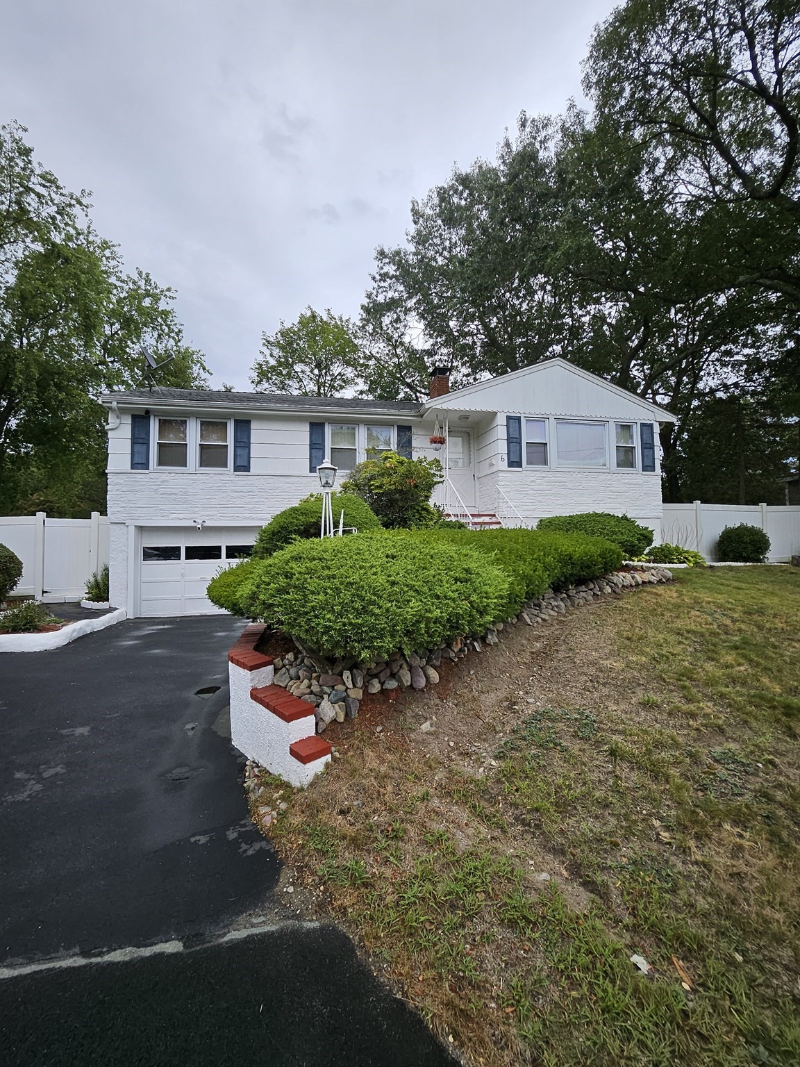 6 Eagle Road, Randolph, MA 02368