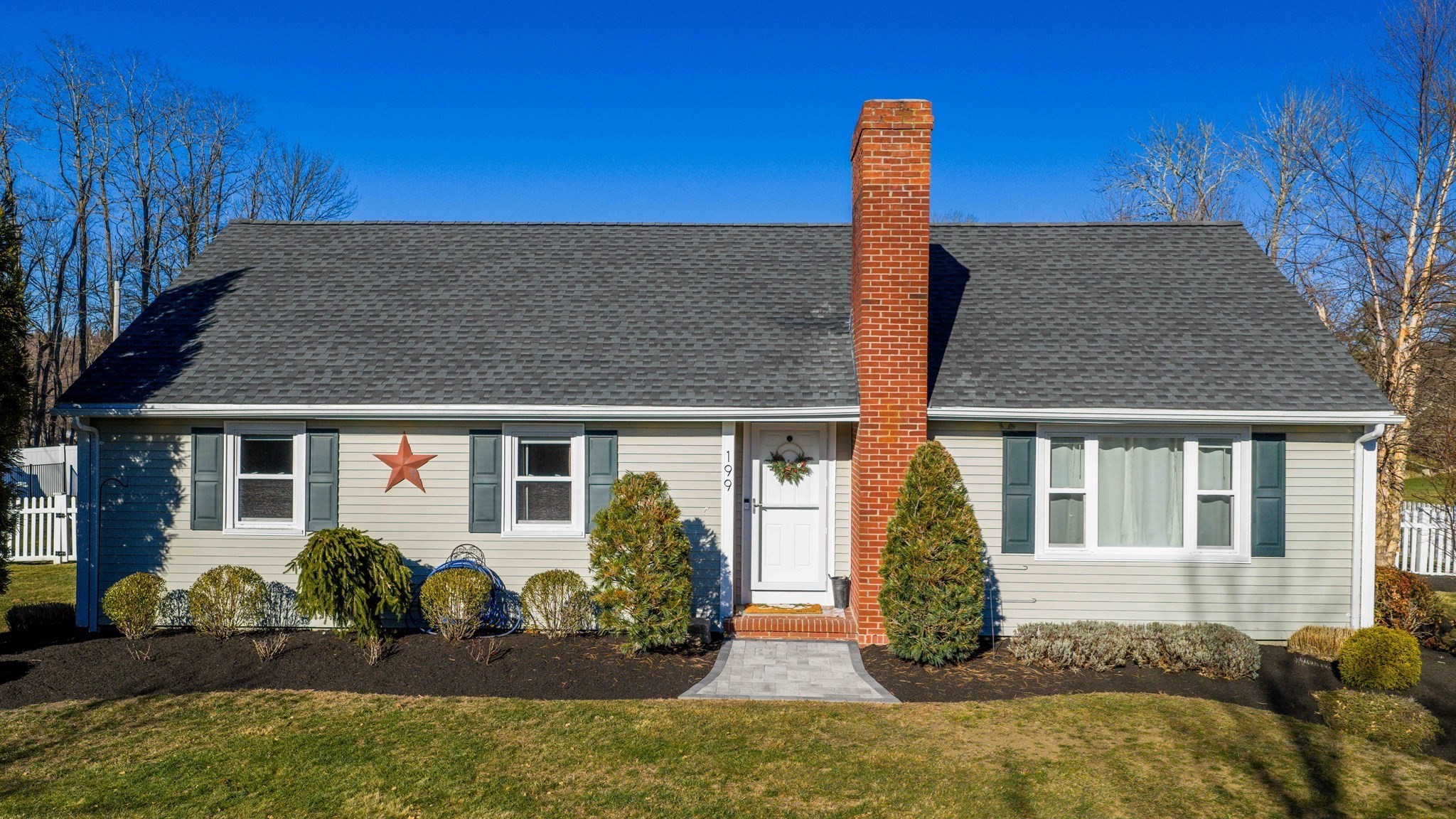 199 Quaker Ln, Acushnet, MA 02743 - Image 1