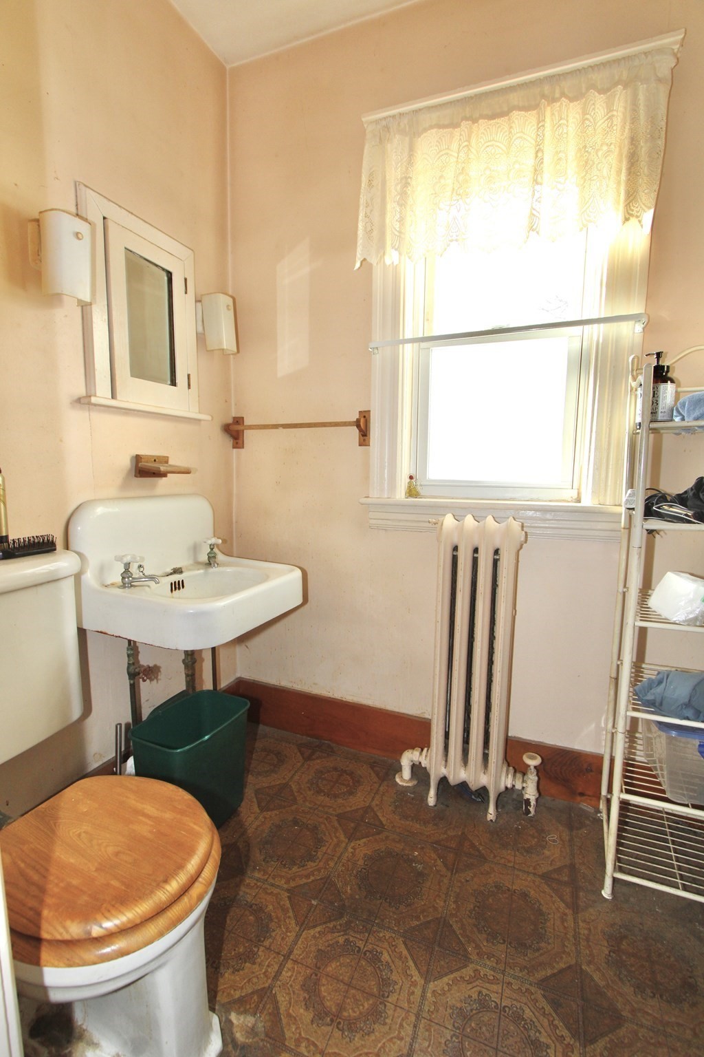 87 Malden St, Worcester, MA 01606 - Image 10