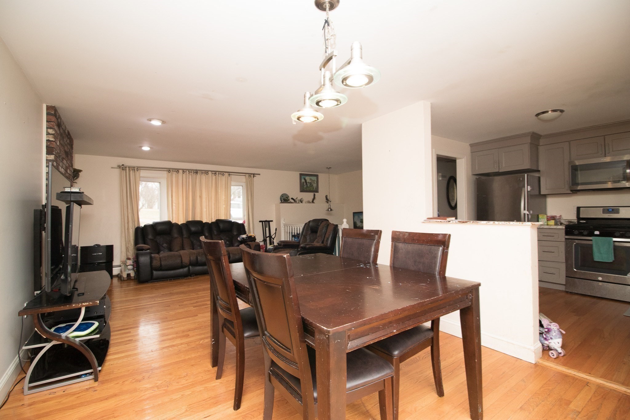 120 Amesbury St, Dracut, MA 01826 - Image 9