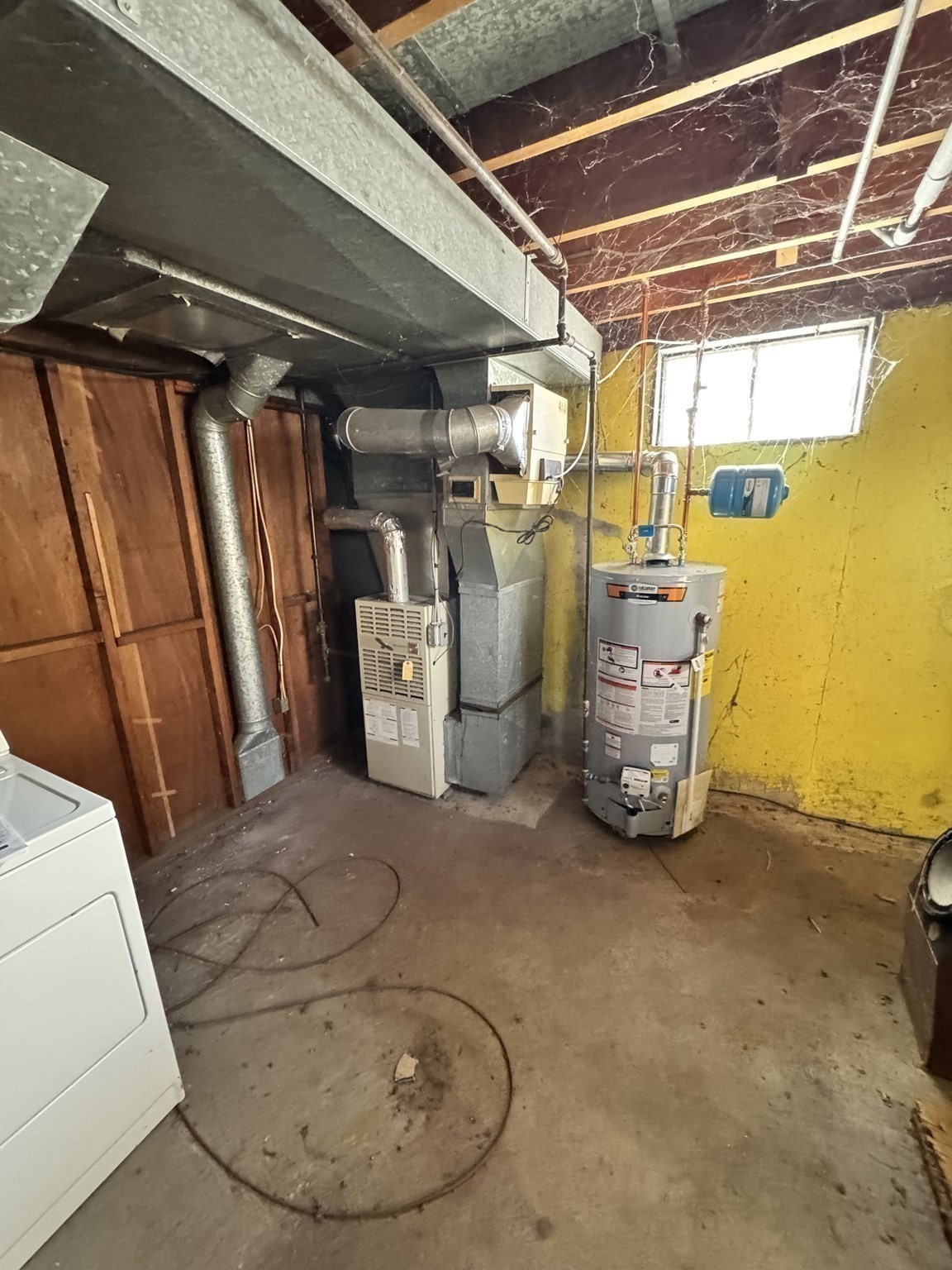 39 McKinley Ave, Lowell, MA 01851 - Image 19