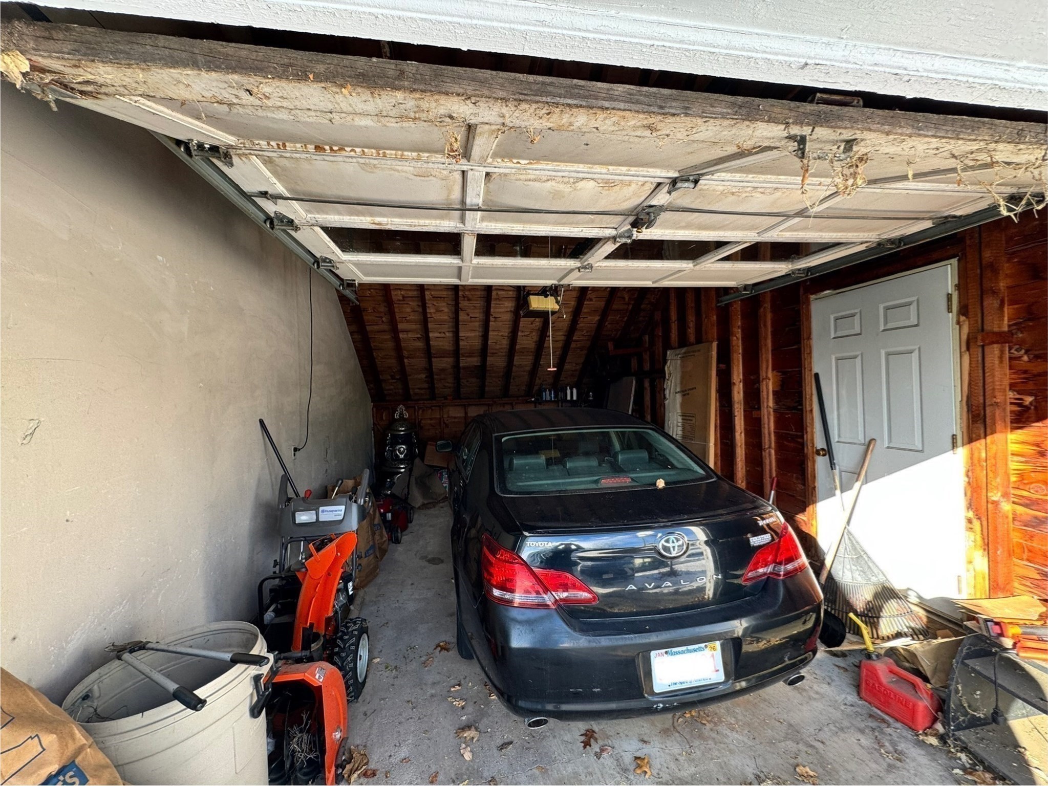 39 McKinley Ave, Lowell, MA 01851 - Image 21