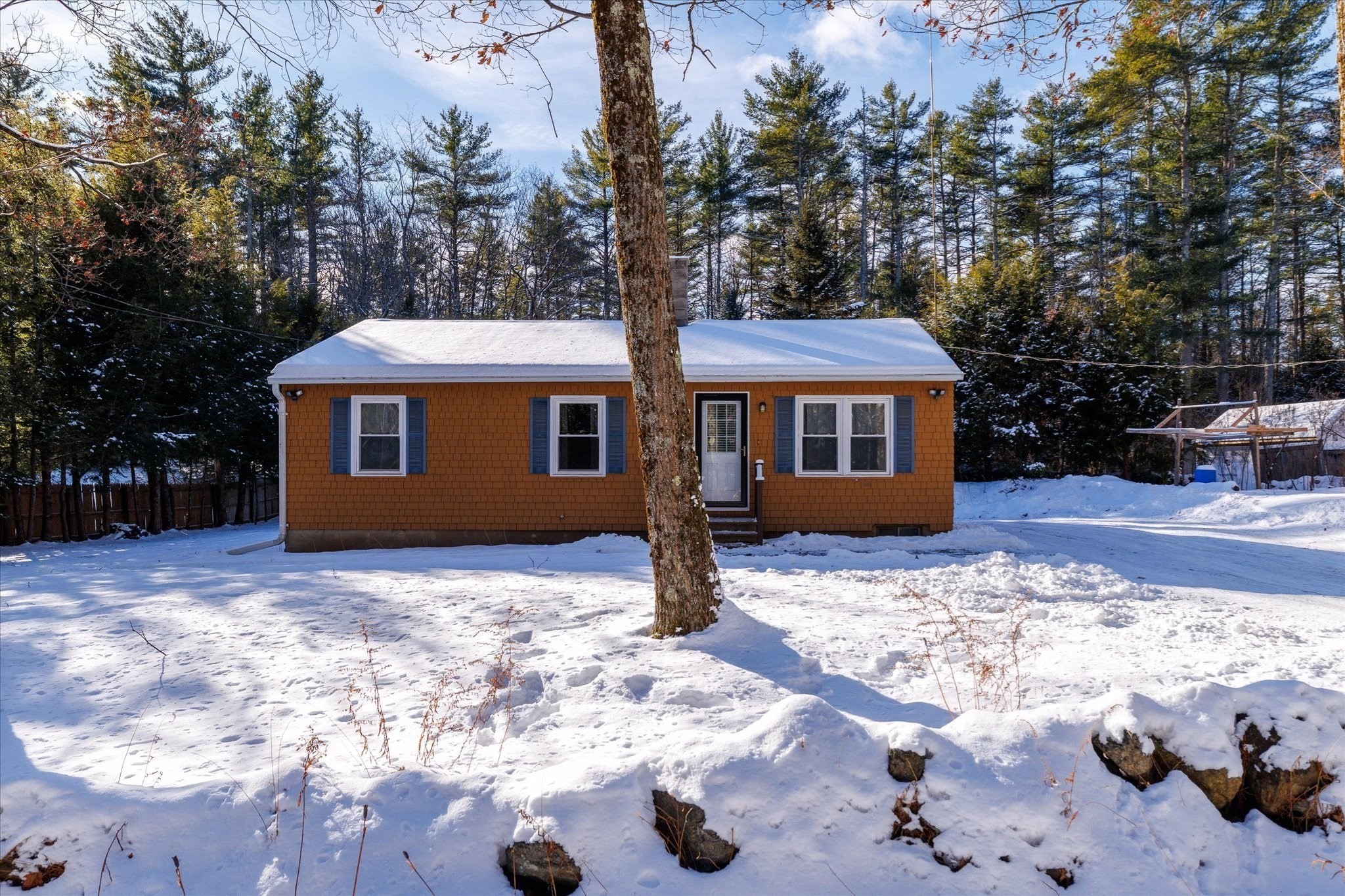 690 Clark St, Gardner, MA 01440 - Image 2