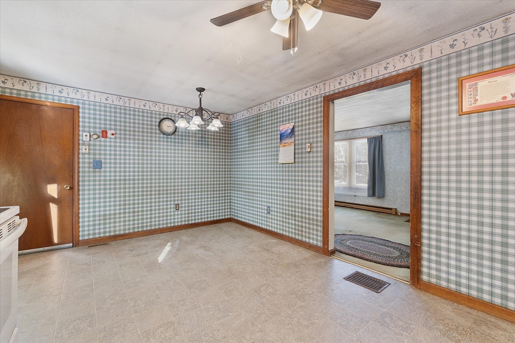 690 Clark St, Gardner, MA 01440 - Image 7