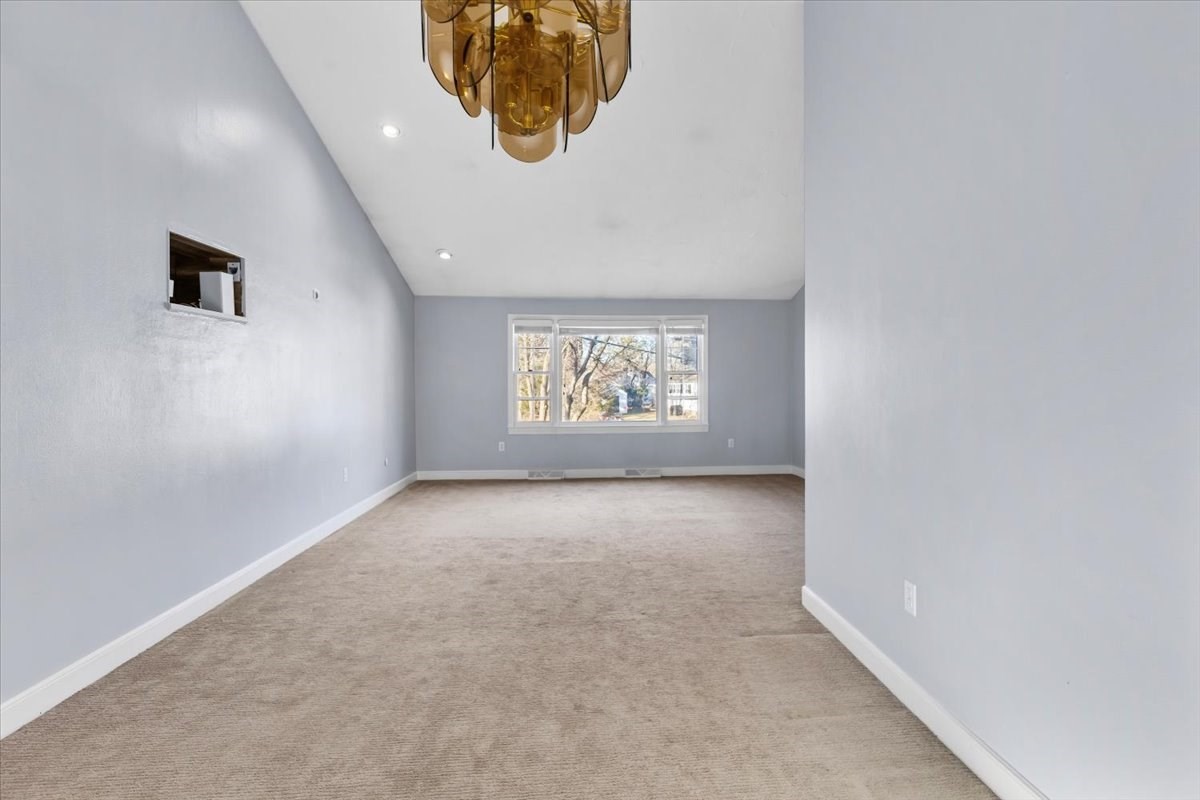 111 Indian Head Rd, Framingham, MA 01701 - Image 17