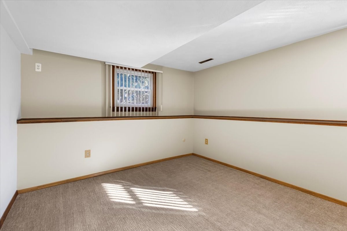 111 Indian Head Rd, Framingham, MA 01701 - Image 31