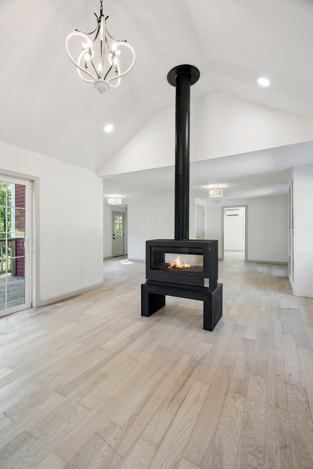 18 Chestnut Hill Rd, Millville, MA 01529 - Image 9